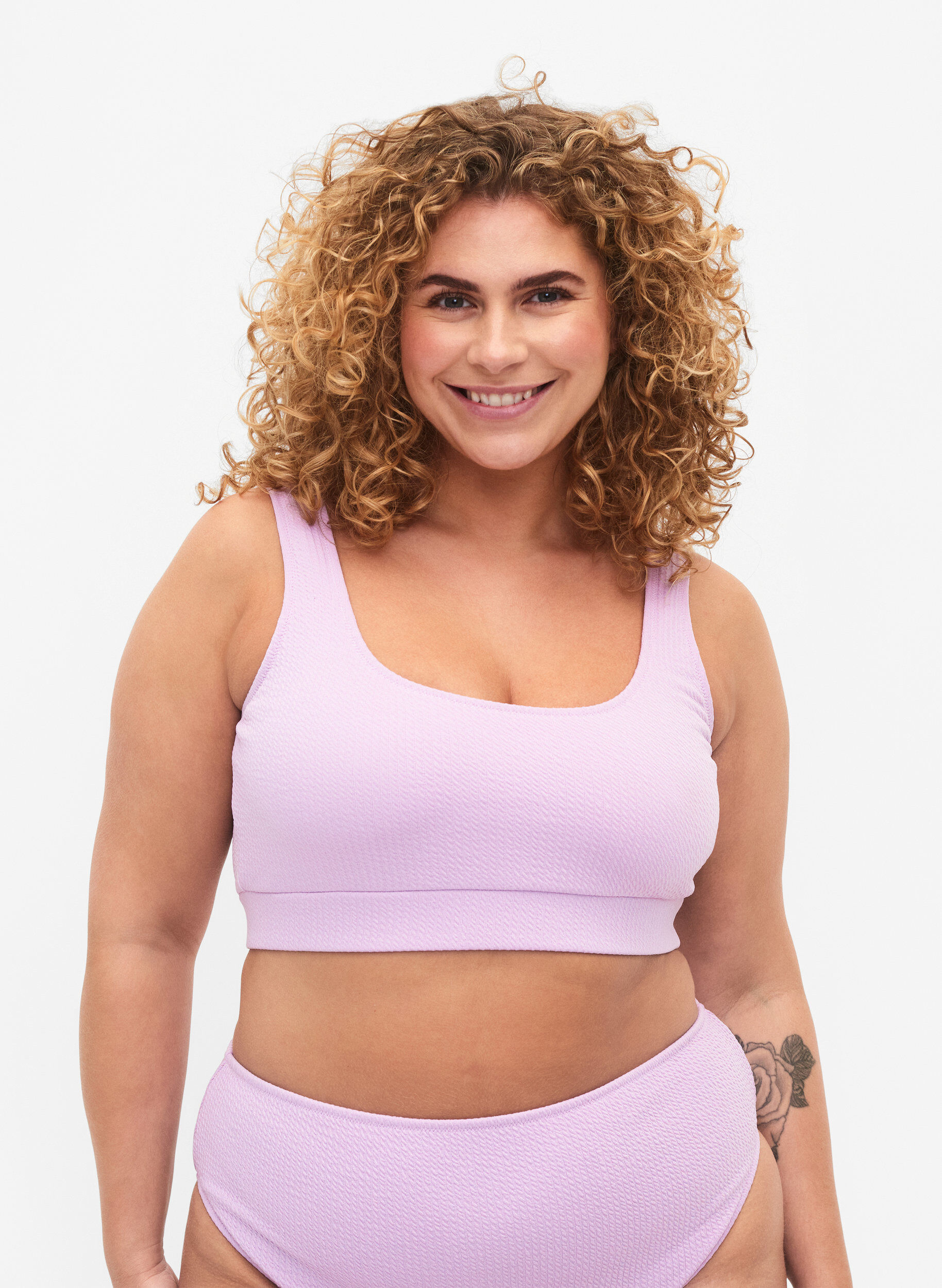 Zizzi Haut de bikini avec structure en cr&ecirc;pe, Orchid Bouquet, Model image number 0