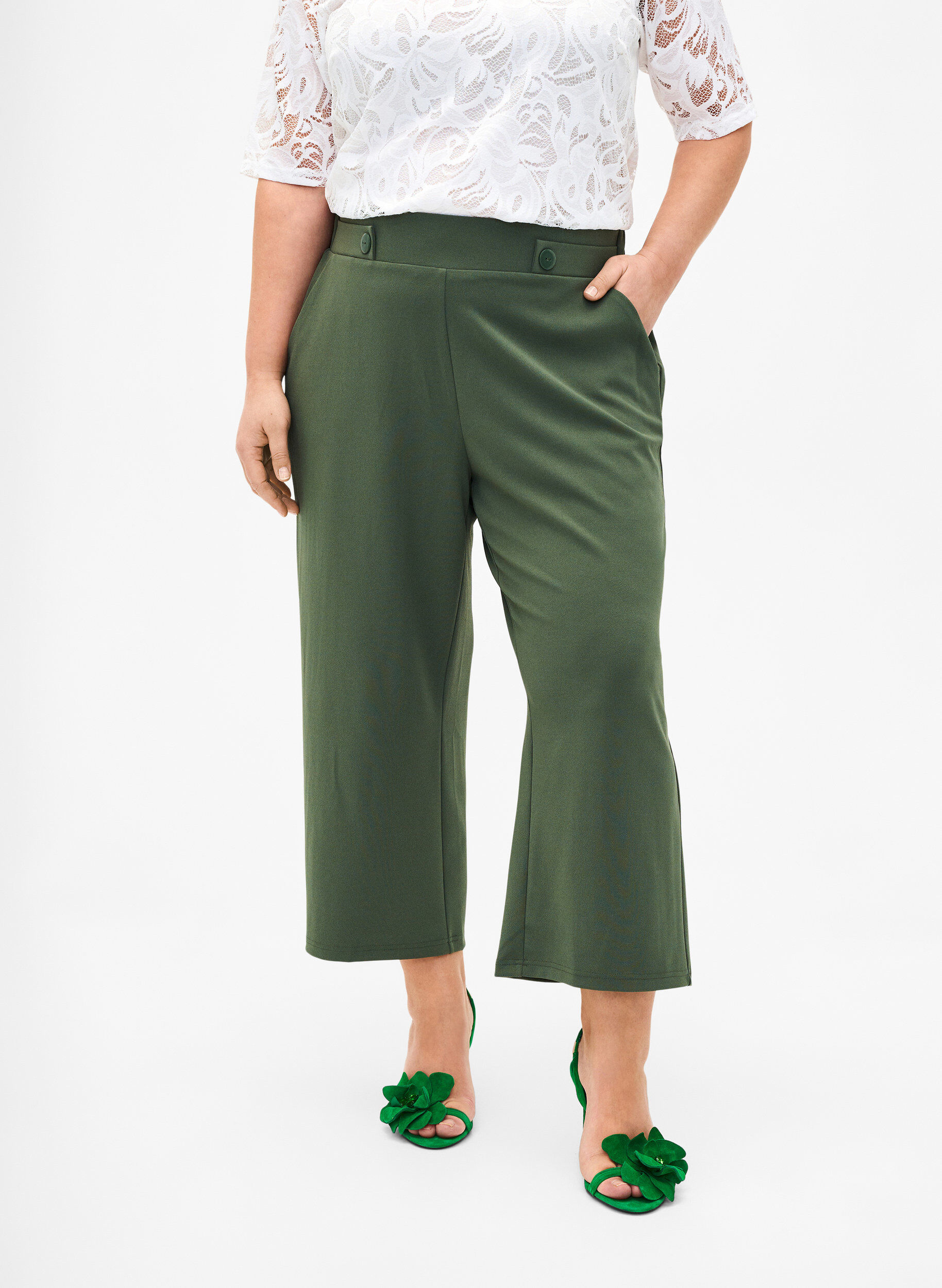 ZizziPantalon 7/8 coupe ample, Vert, Model image number 2