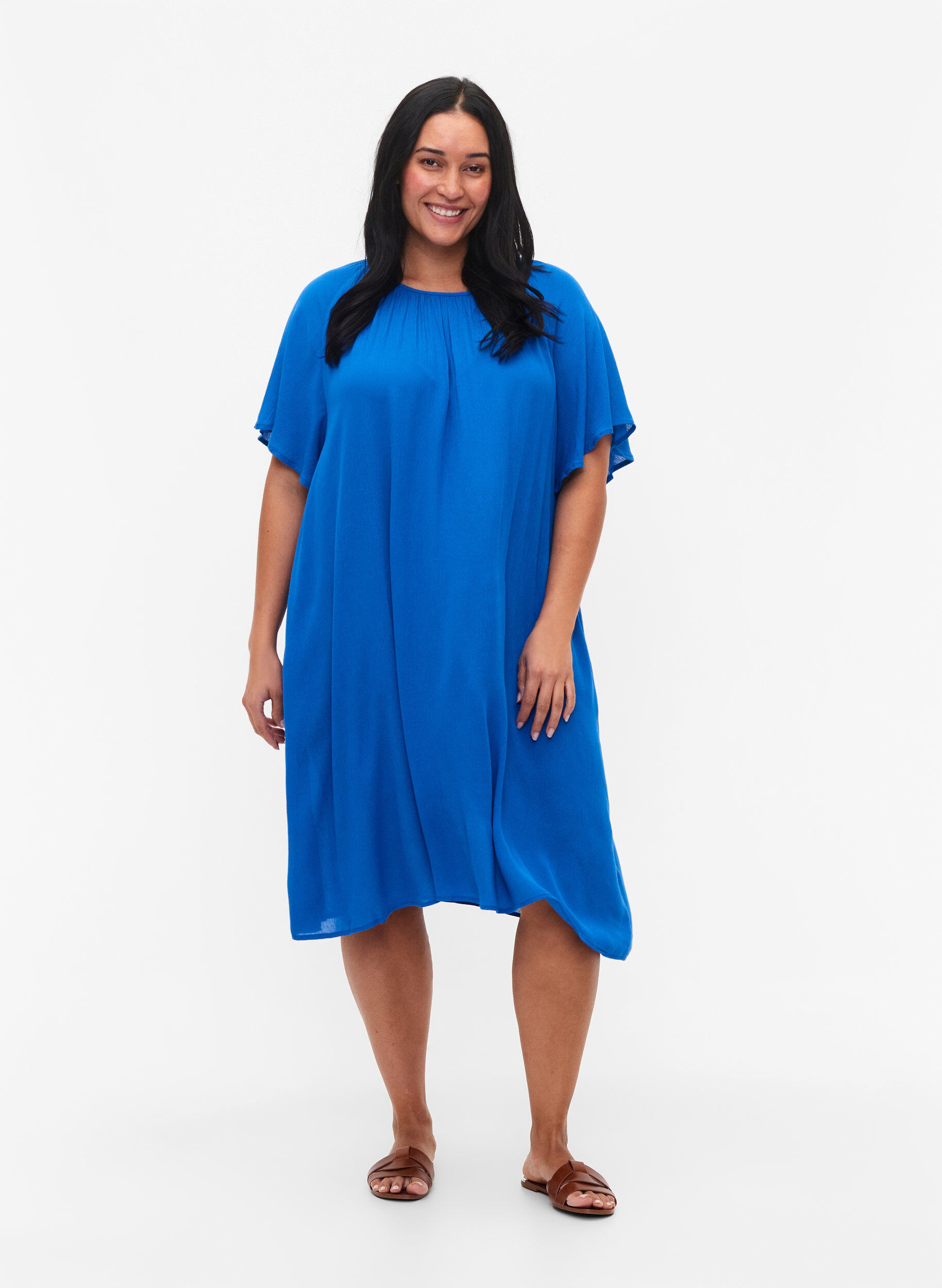 Zizzi Robe en viscose &agrave; manches courtes, Victoria blue, Model image number 2