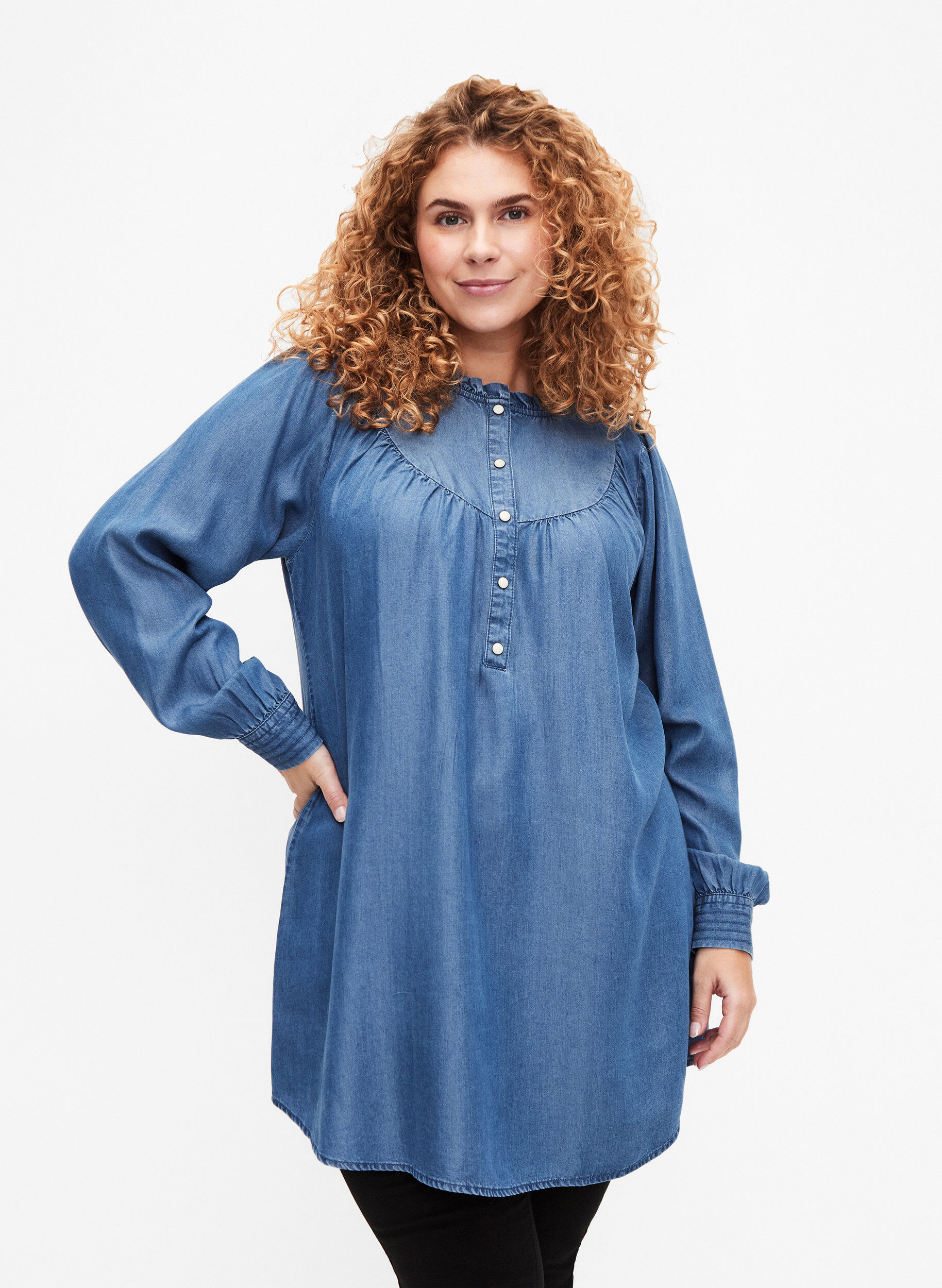 Zizzi Tunique &agrave; manches longues en Lyocell TENCEL&trade;, Medium Blue denim, Model image number 0