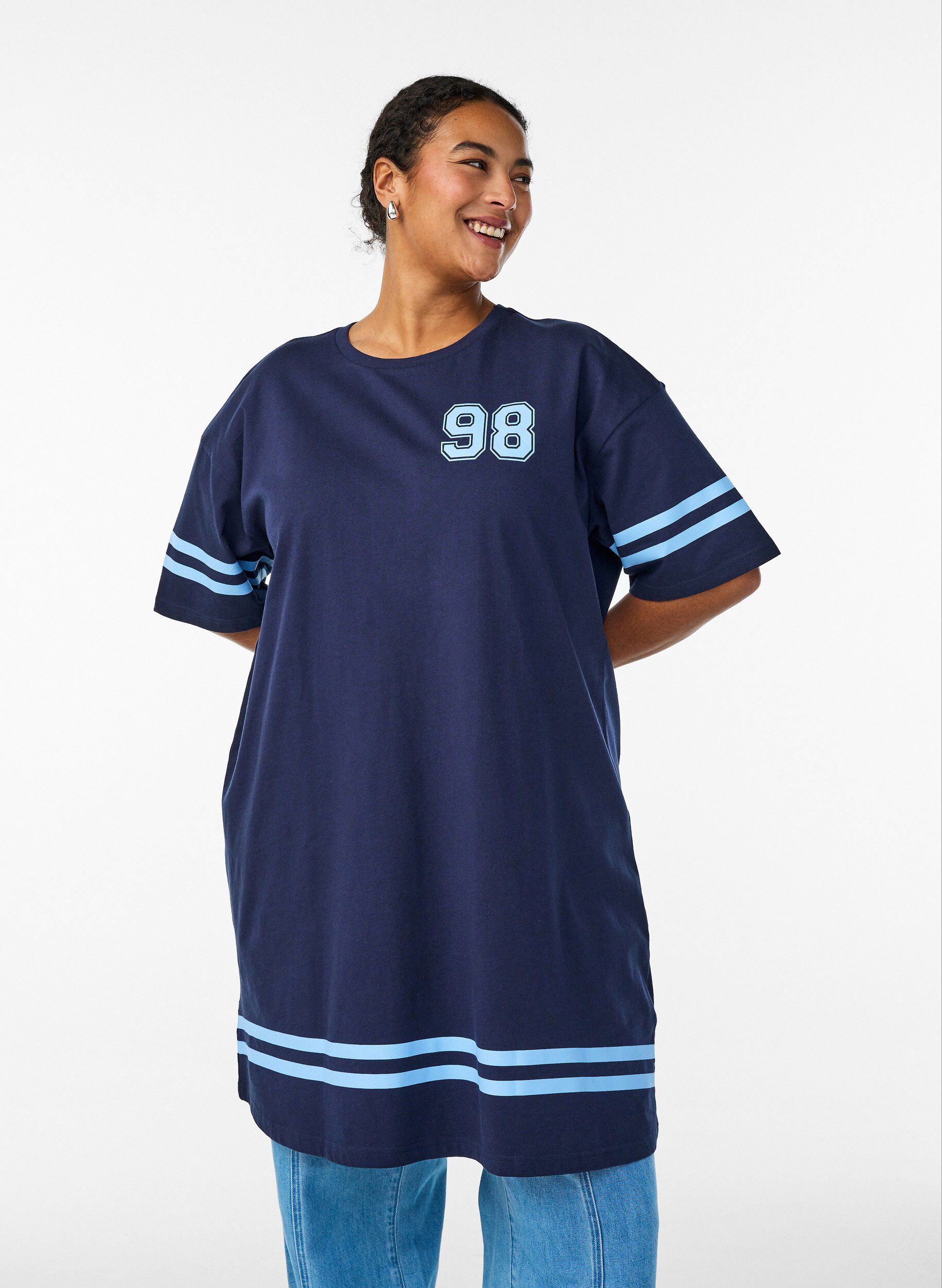 ZizziRobe T-shirt courte avec d&eacute;tails sport, Bleu, Model image number 0