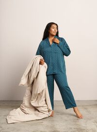 Pyjamas avec magnifique design Prix fixe 79,99 EUR, , Model