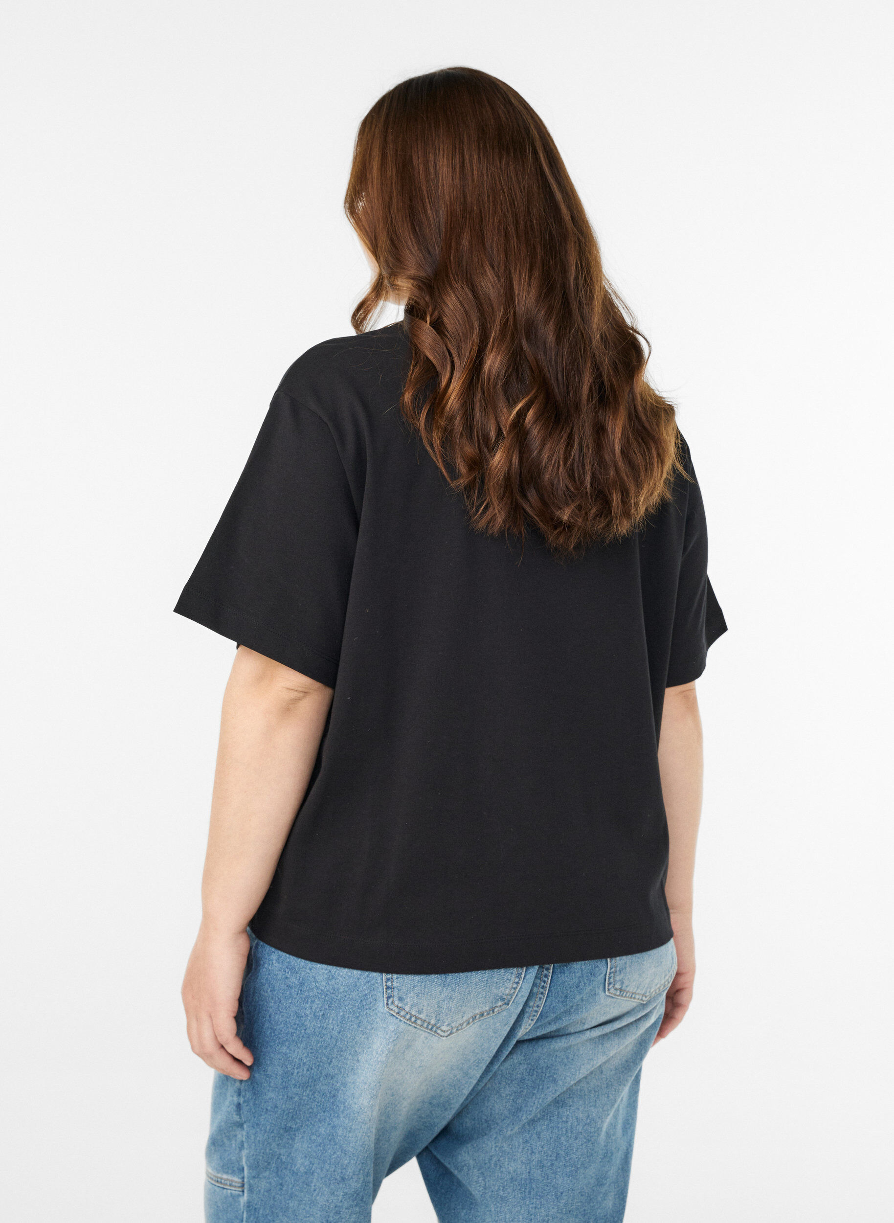 Zizzi T-shirt boxy en coton, Noir, Model image number 2
