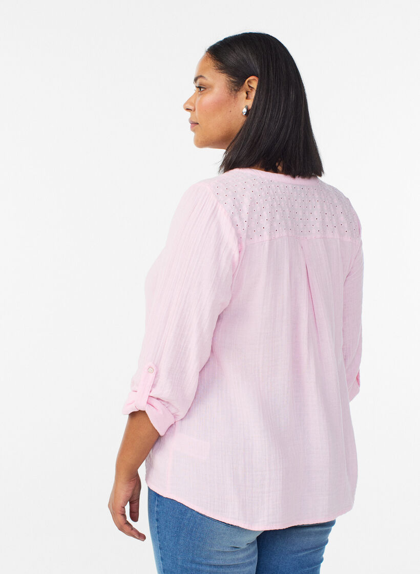 Blouse en mousseline de coton avec broderie anglaise, Rose, Model image number 2