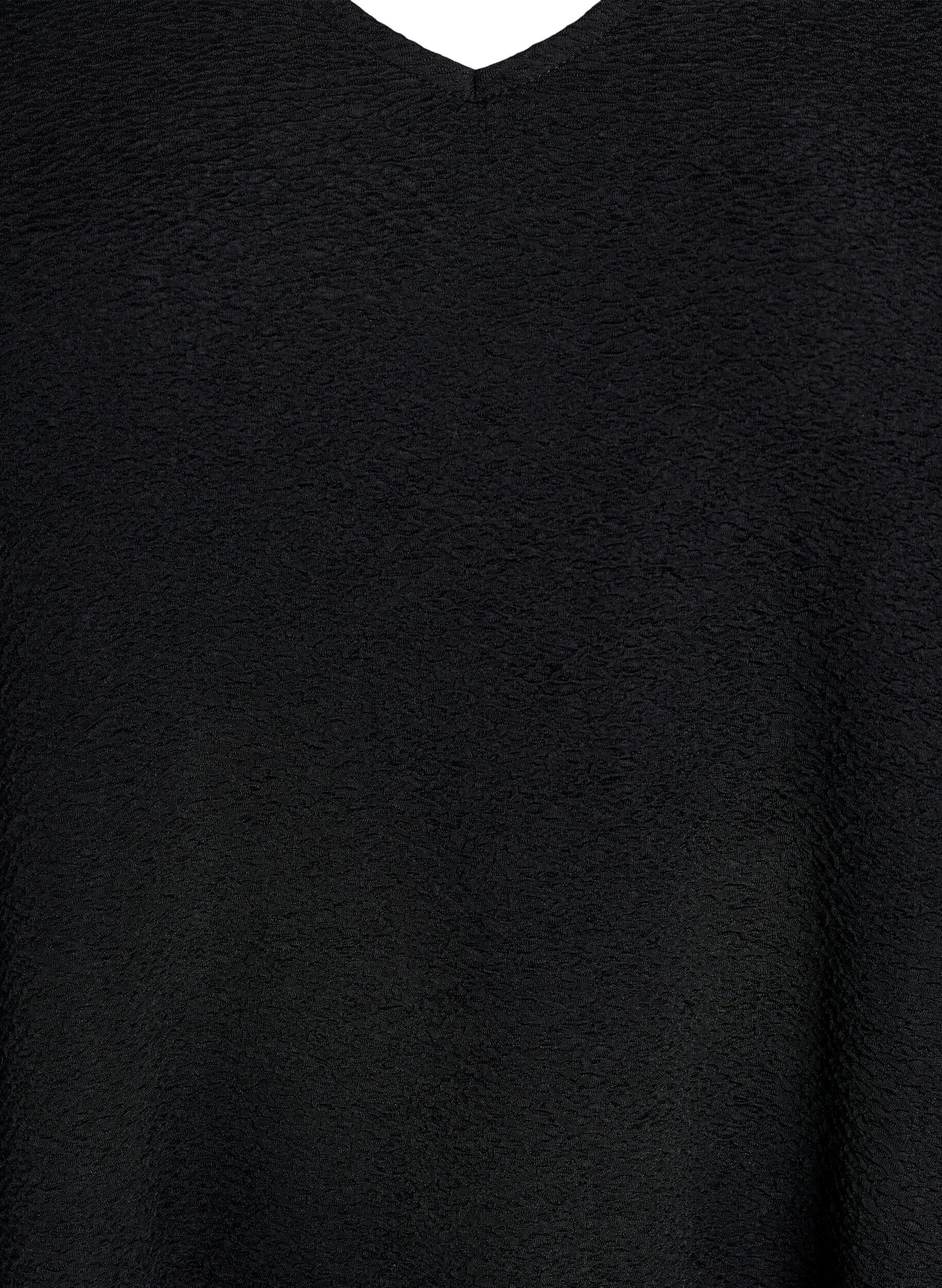 Zizzi Robe courte textur&eacute;e avec un ourlet &agrave; volants, Noir, Packshot image number 2