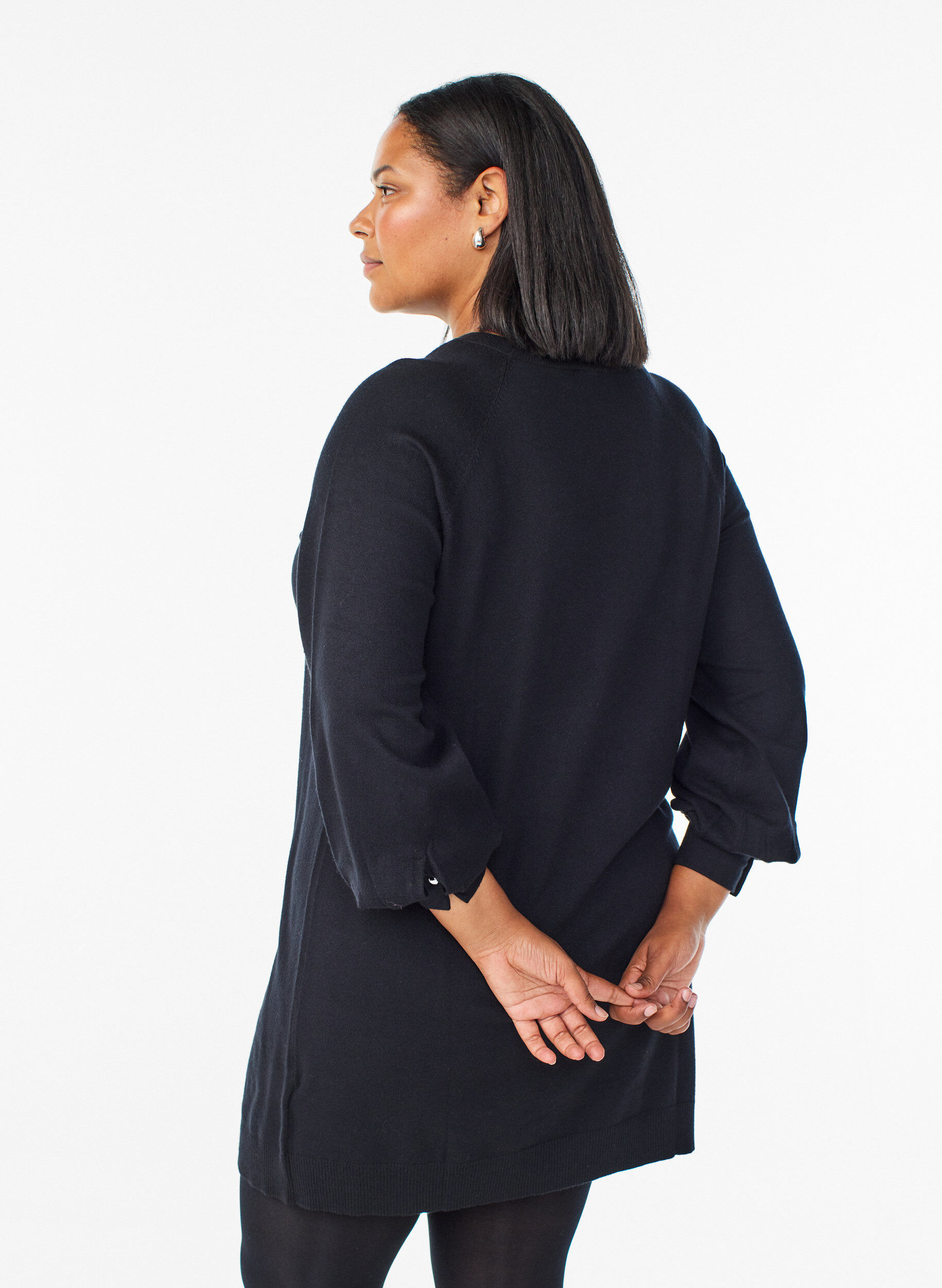 Zizzi Robe courte en maille avec manches raglan, Noir, Model image number 2