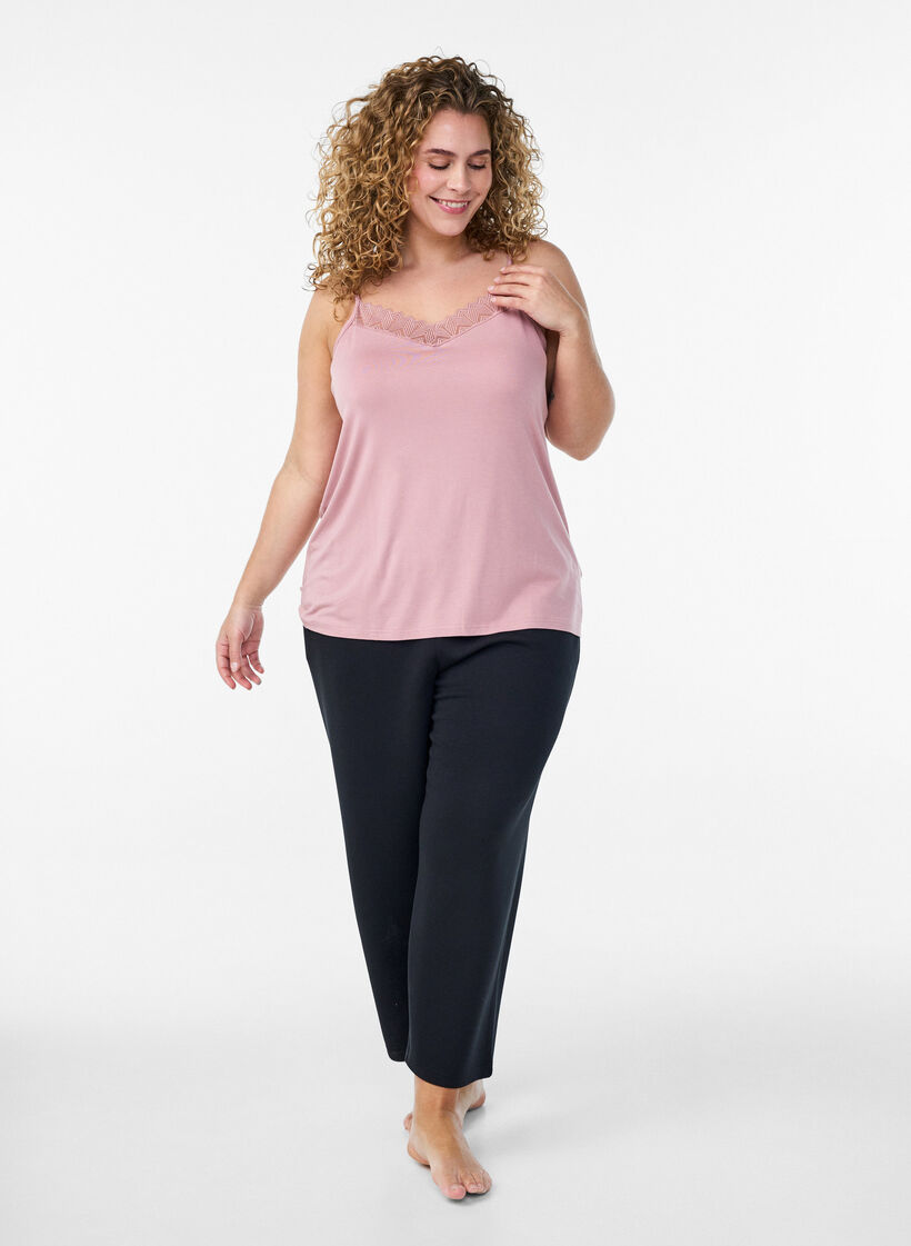 Top avec d&eacute;tails en dentelle et bretelles spaghetti, 1342, Model image number 1