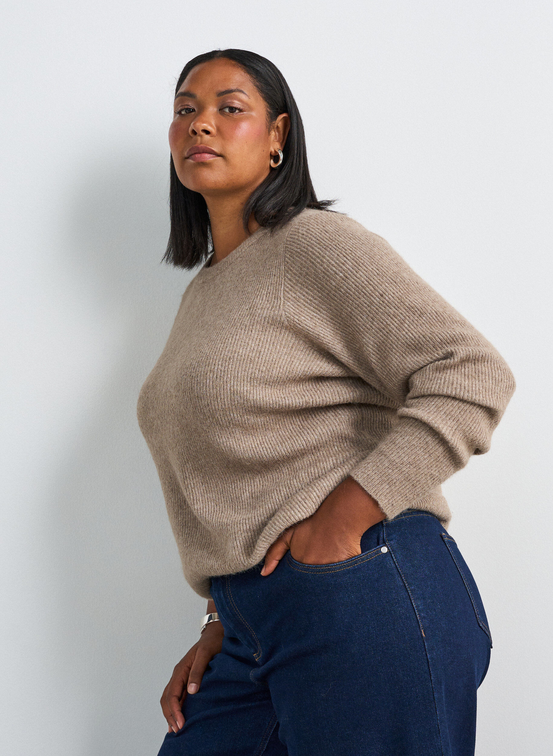 ZizziBlouse en maille chin&eacute;e avec col rond, Beige, Model image number 0