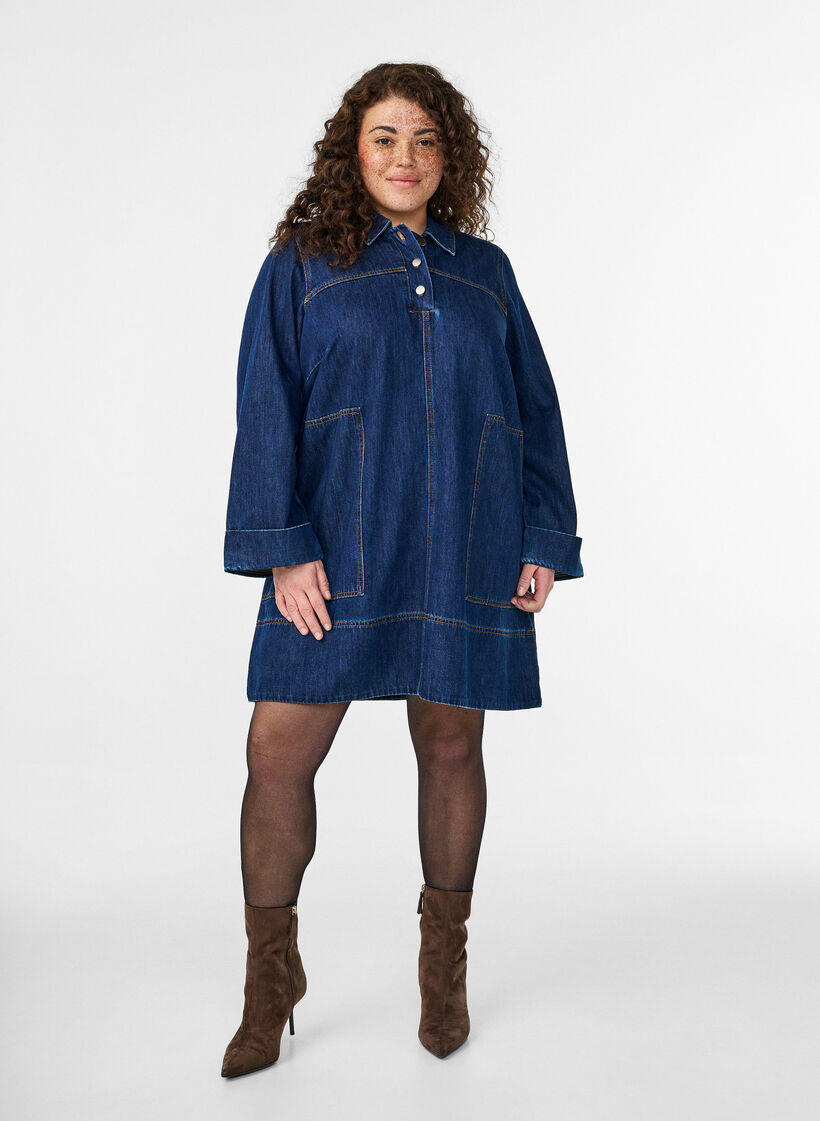 Robe courte en jean avec col et fermeture boutonn&eacute;e, Bleu, Model image number 0