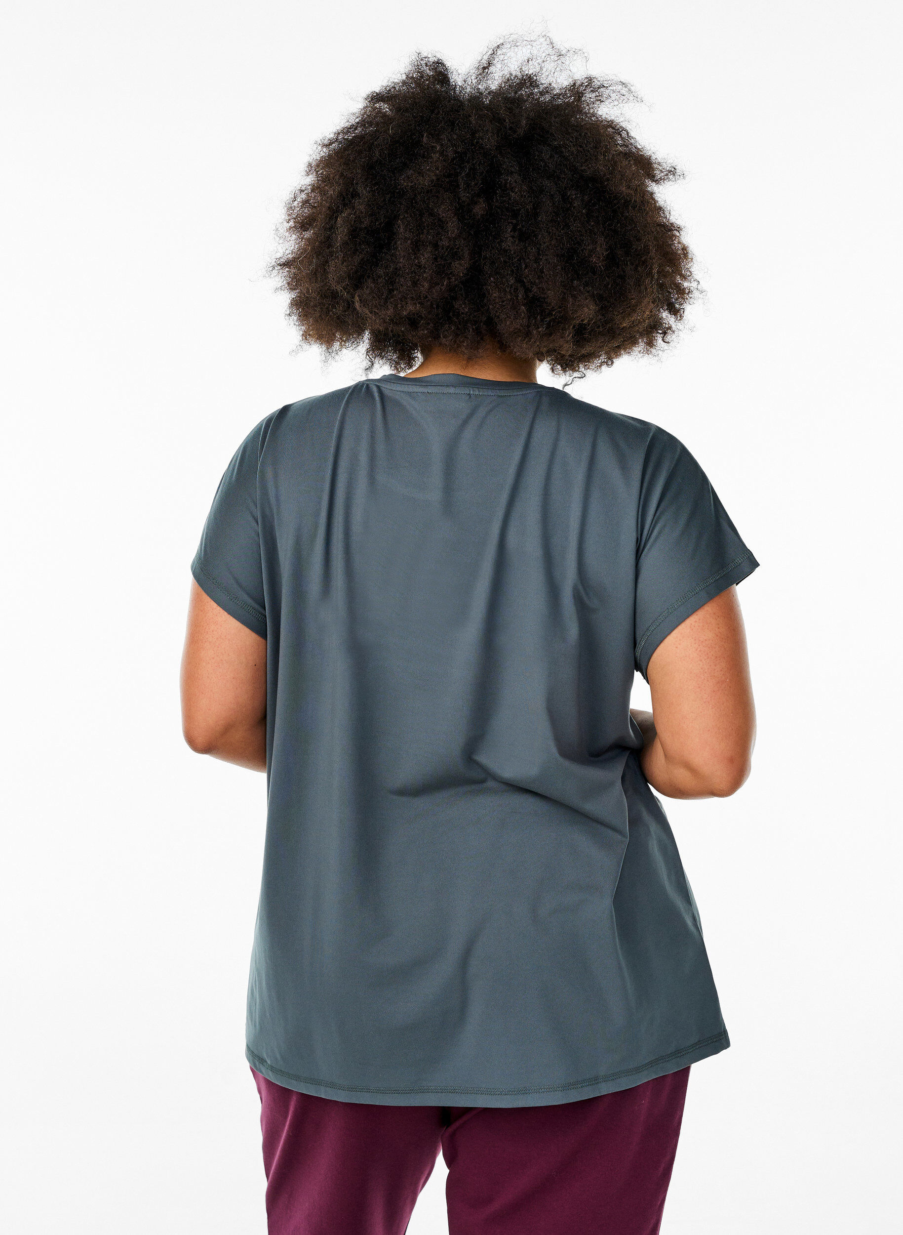 ZizziT-shirt de sport couleur unie, Vert fonc&eacute;, Model image number 2