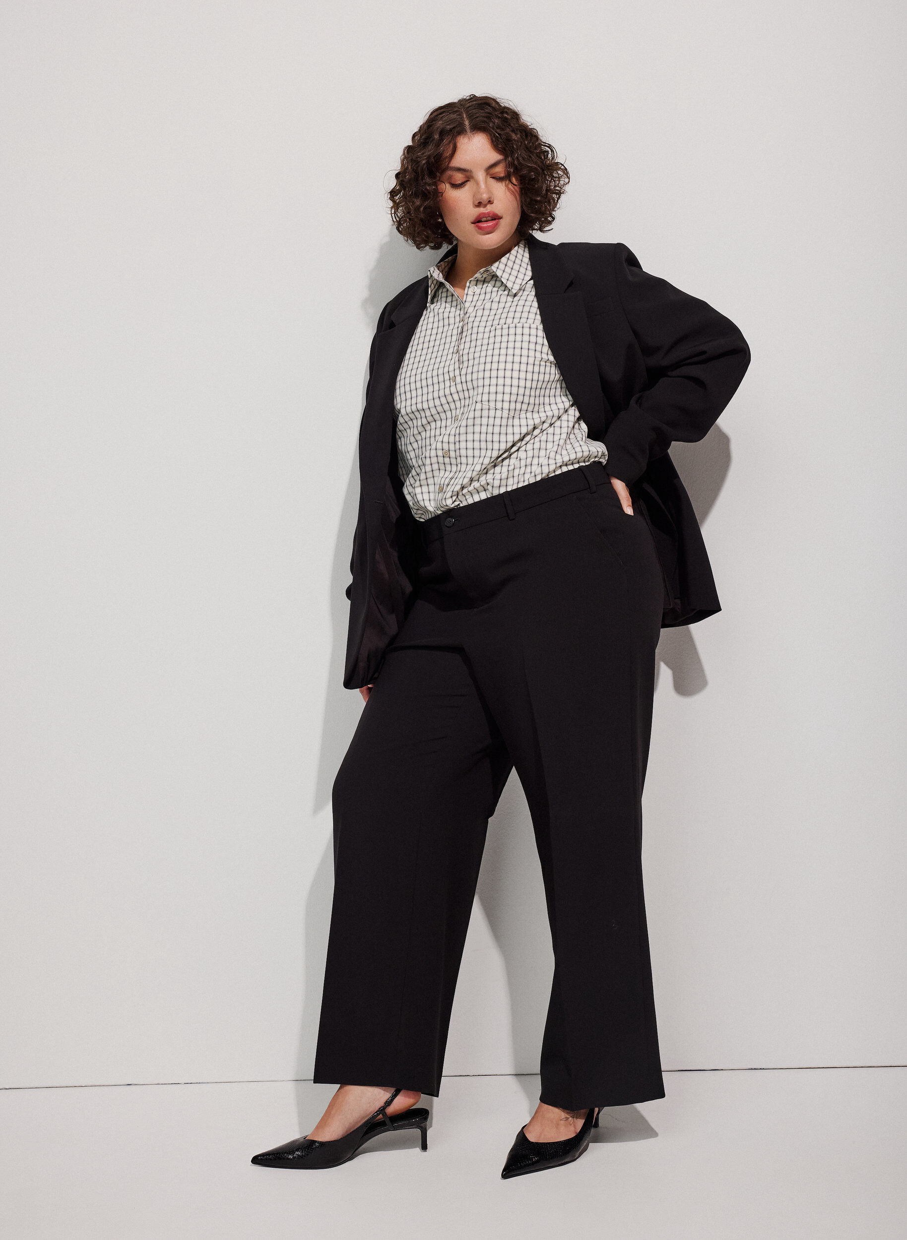 ZizziPantalon tailleur large &agrave; taille haute, Noir, Model image number 0