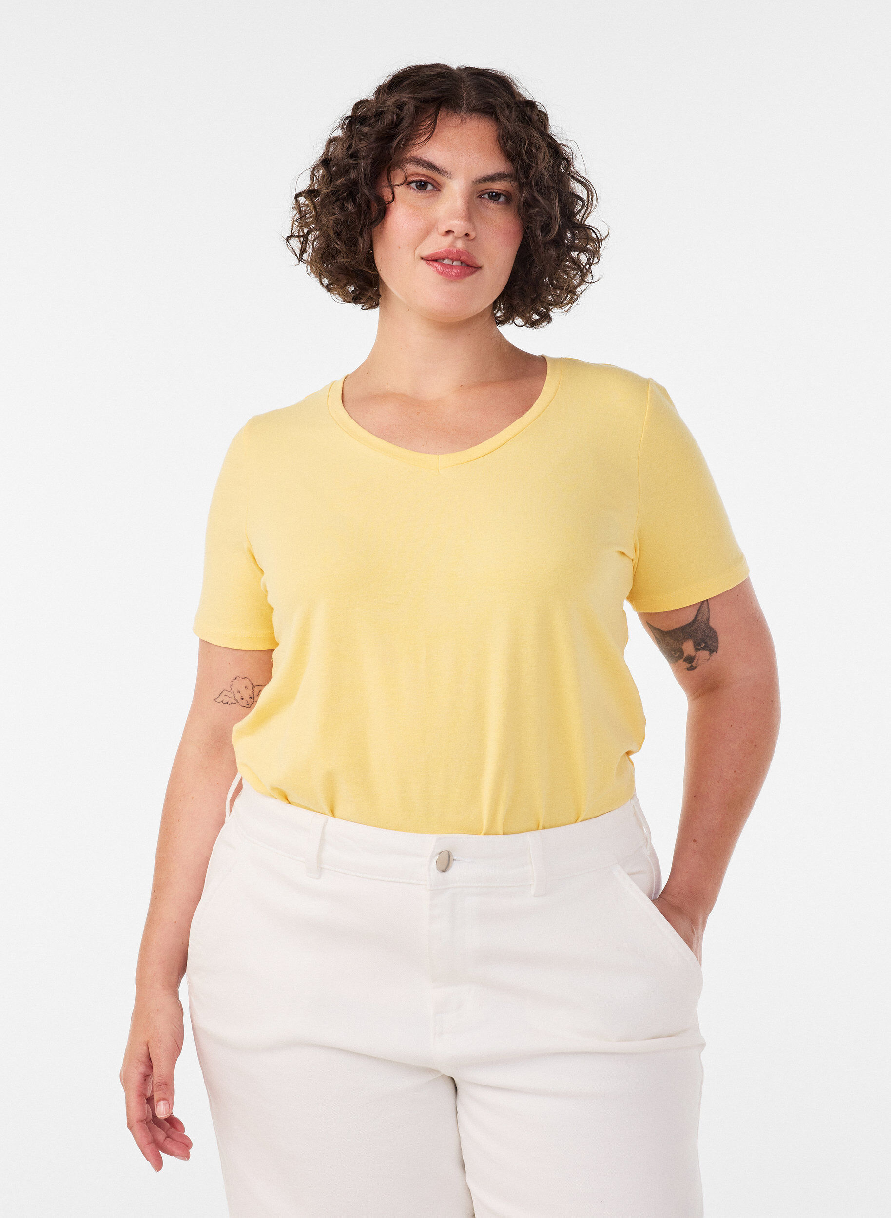 T-shirt en coton uni basique, Jaune, Model