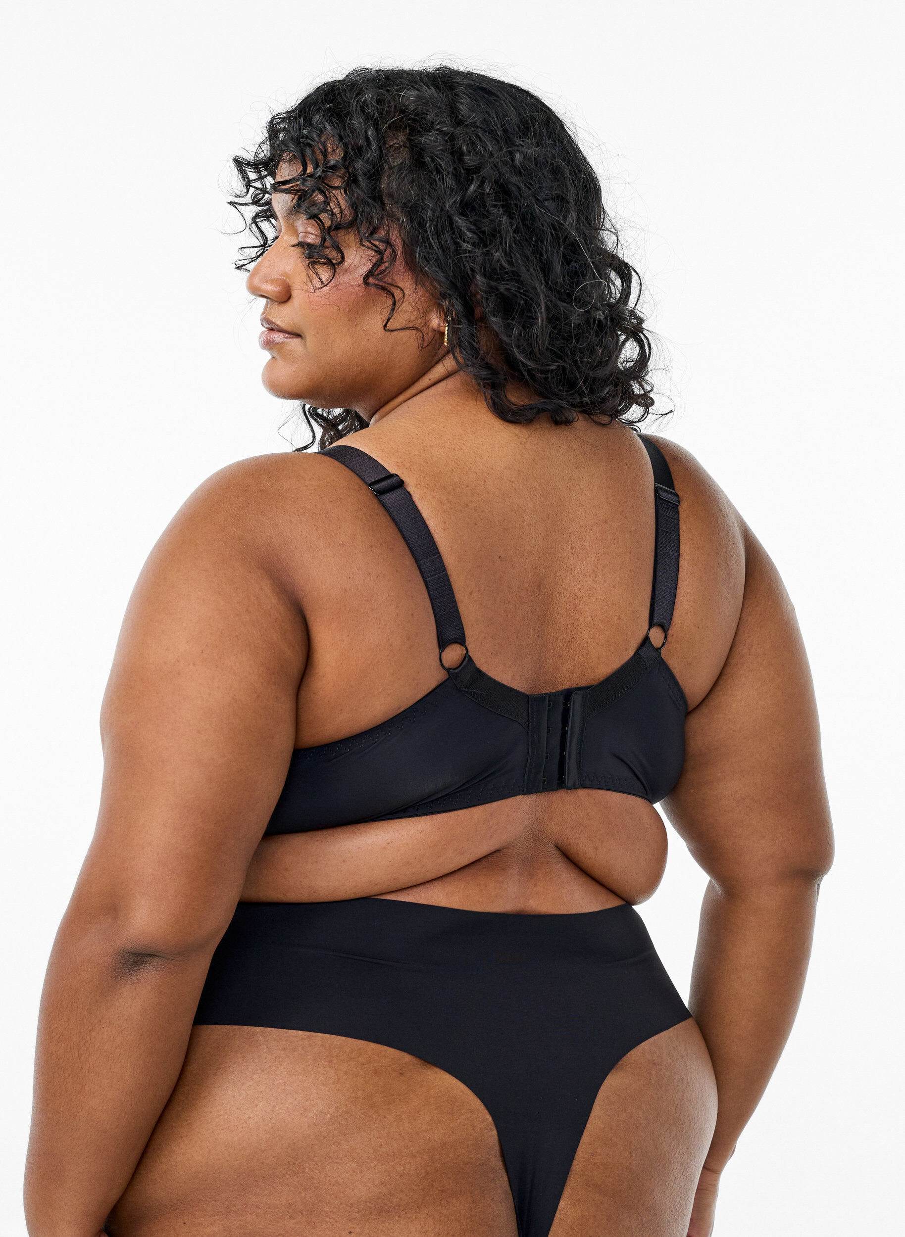 Zizzi Soutien-gorge rembourr&eacute; en dentelle, Noir, Model image number 2