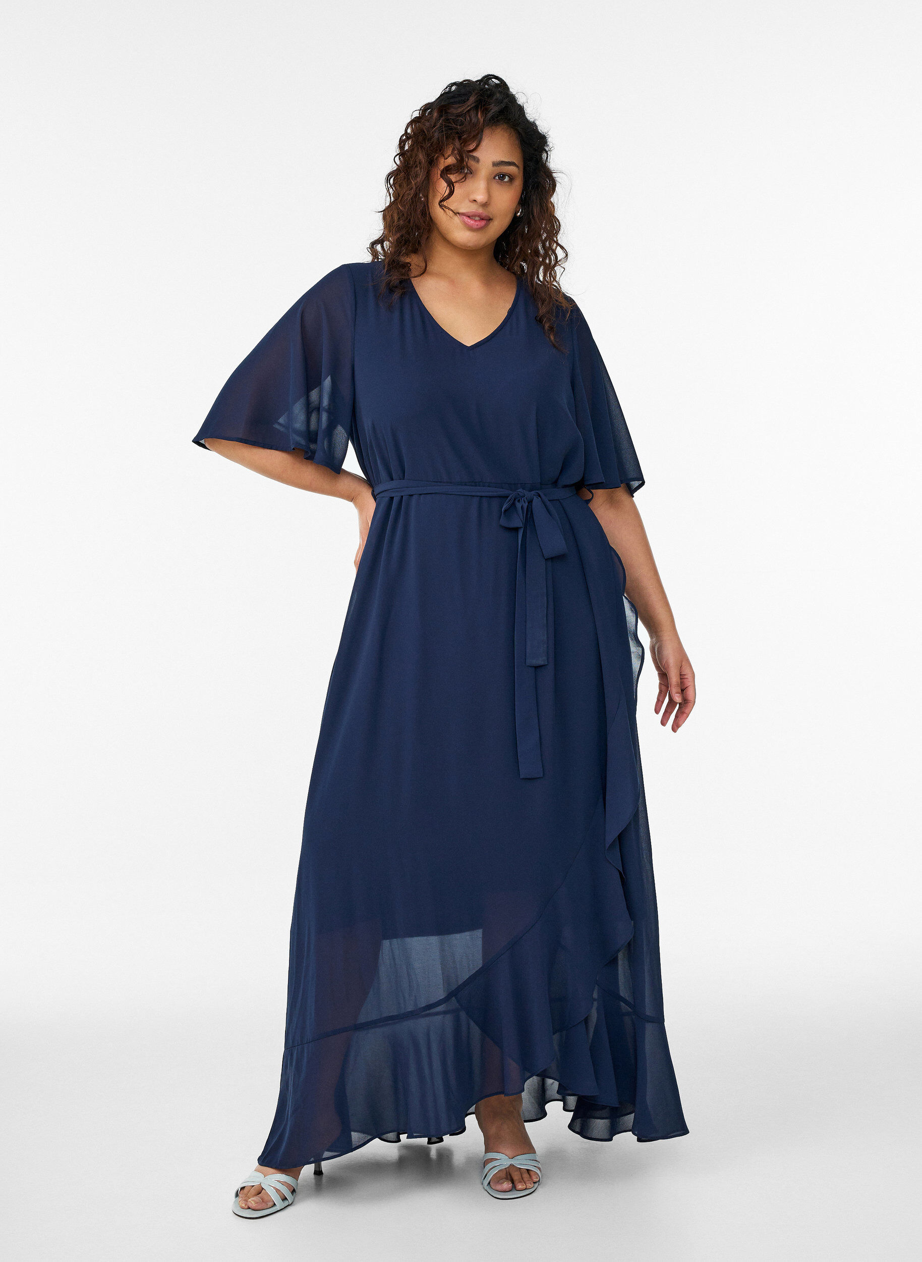 Robe longue en mousseline avec d&eacute;collet&eacute; en V et ourlet &agrave; volants, Bleu, Model