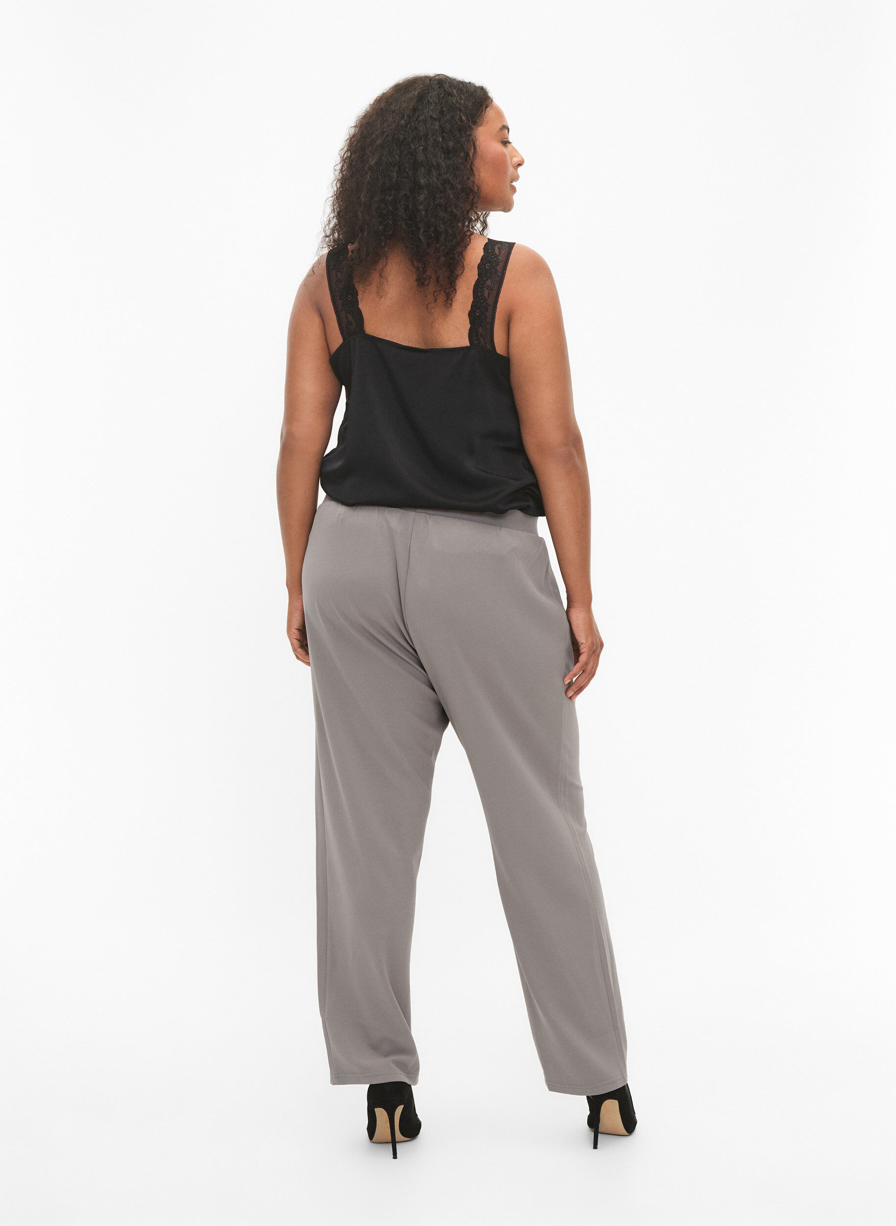 ZizziPantalon &agrave; coupe droite, Beige, Model image number 1