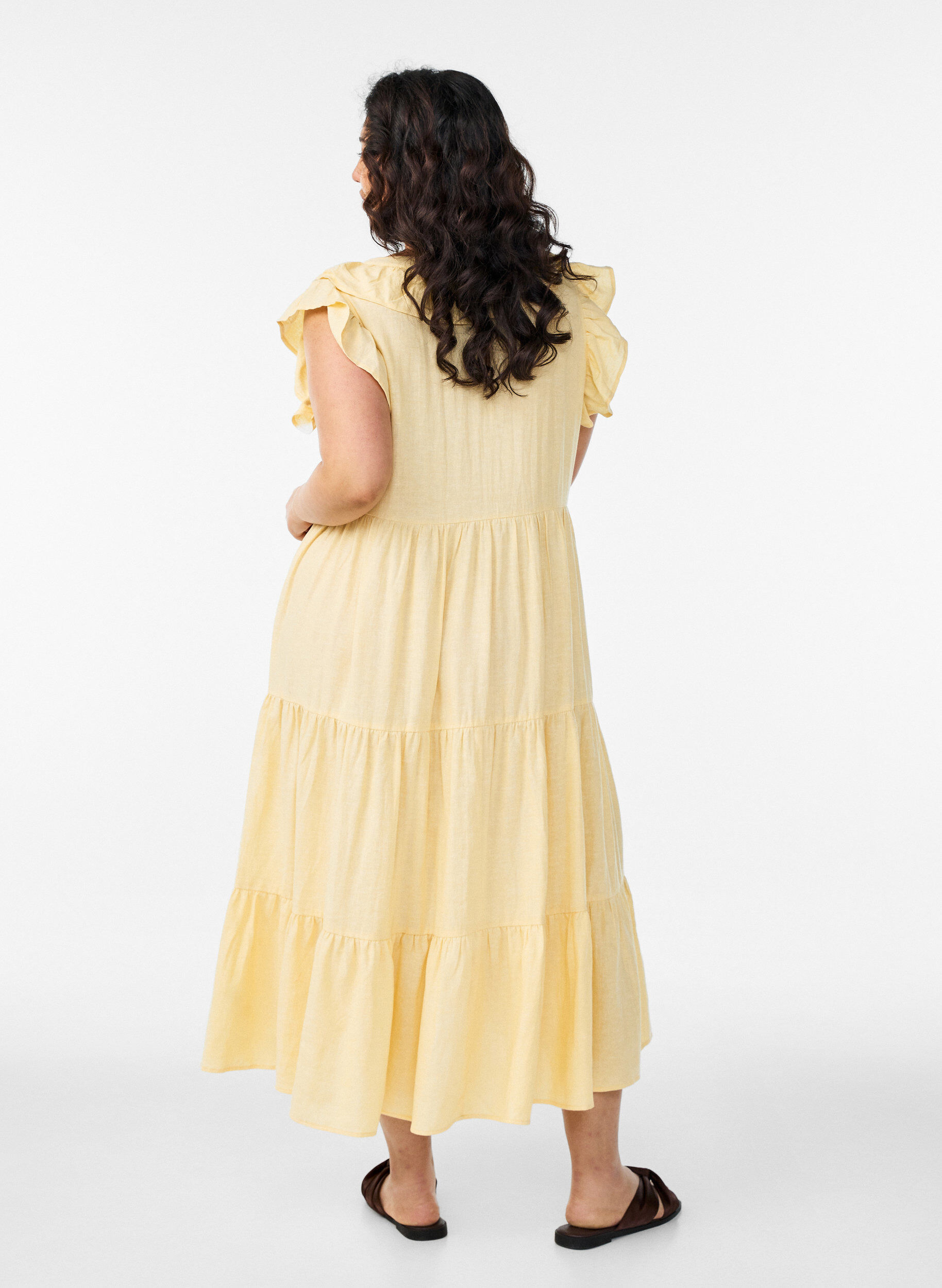 ZizziRobe midi sans manches en lin et viscose avec volants, Jaune clair, Model image number 1
