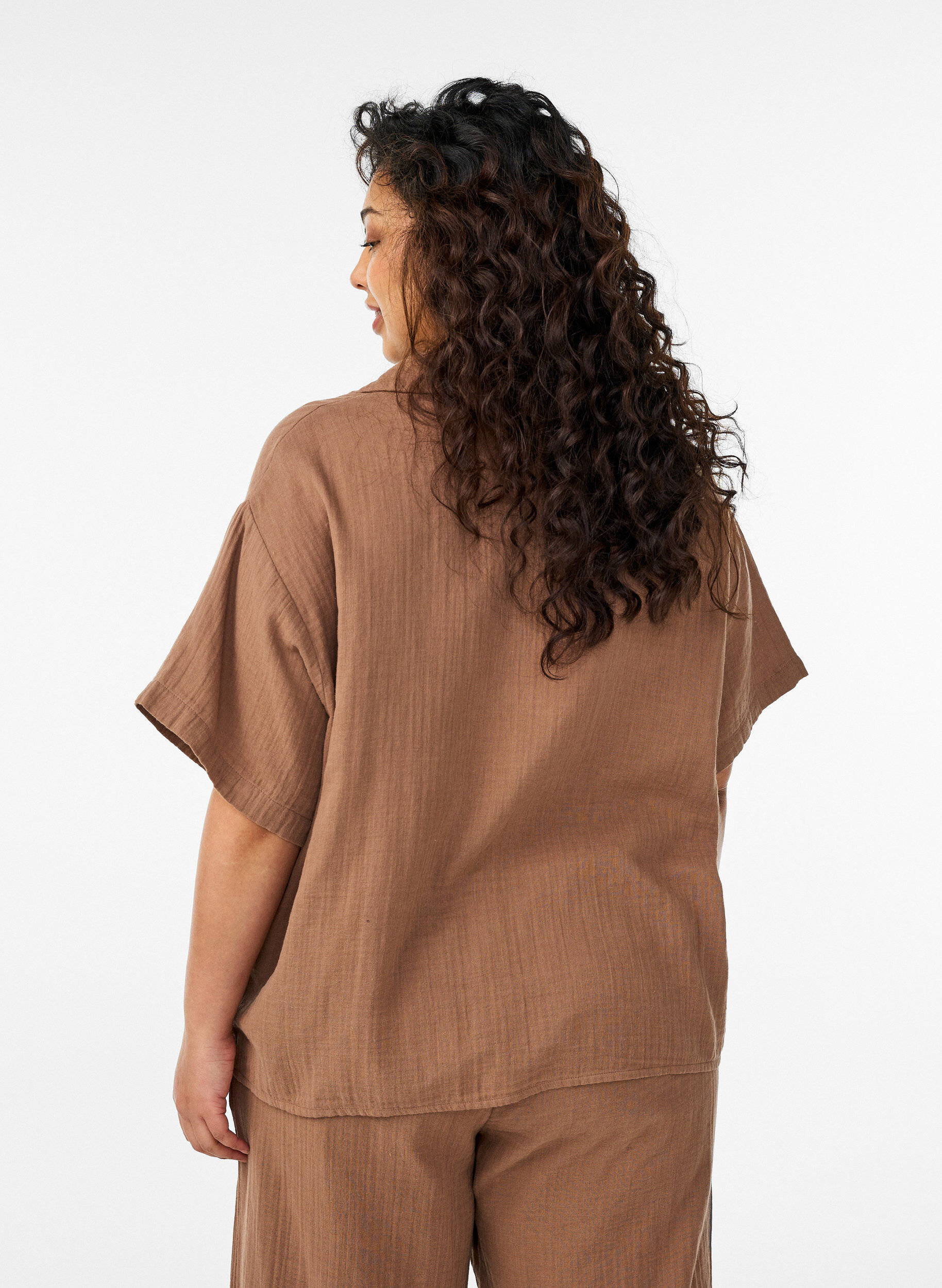 ZizziBlouse en mousseline de coton &agrave; manches courtes, Marron, Model image number 2