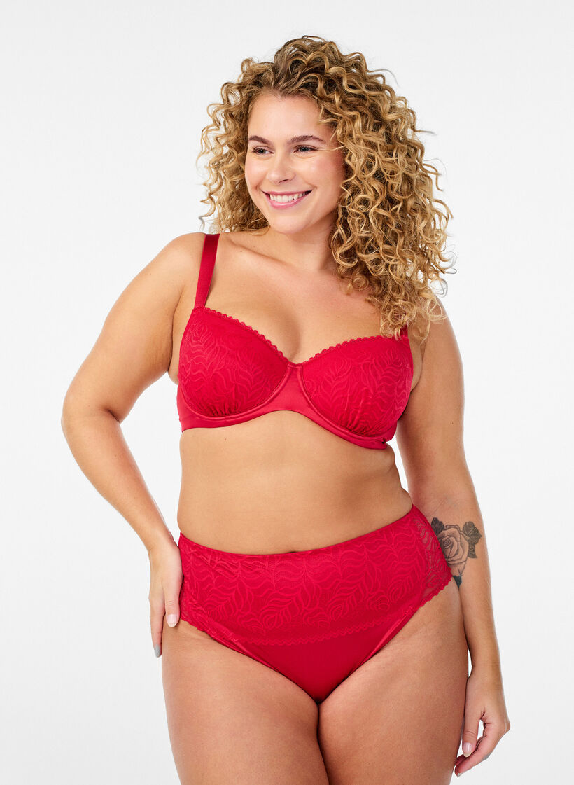 Culotte tai en dentelle et microfibre brillante, Rouge, Model image number 0