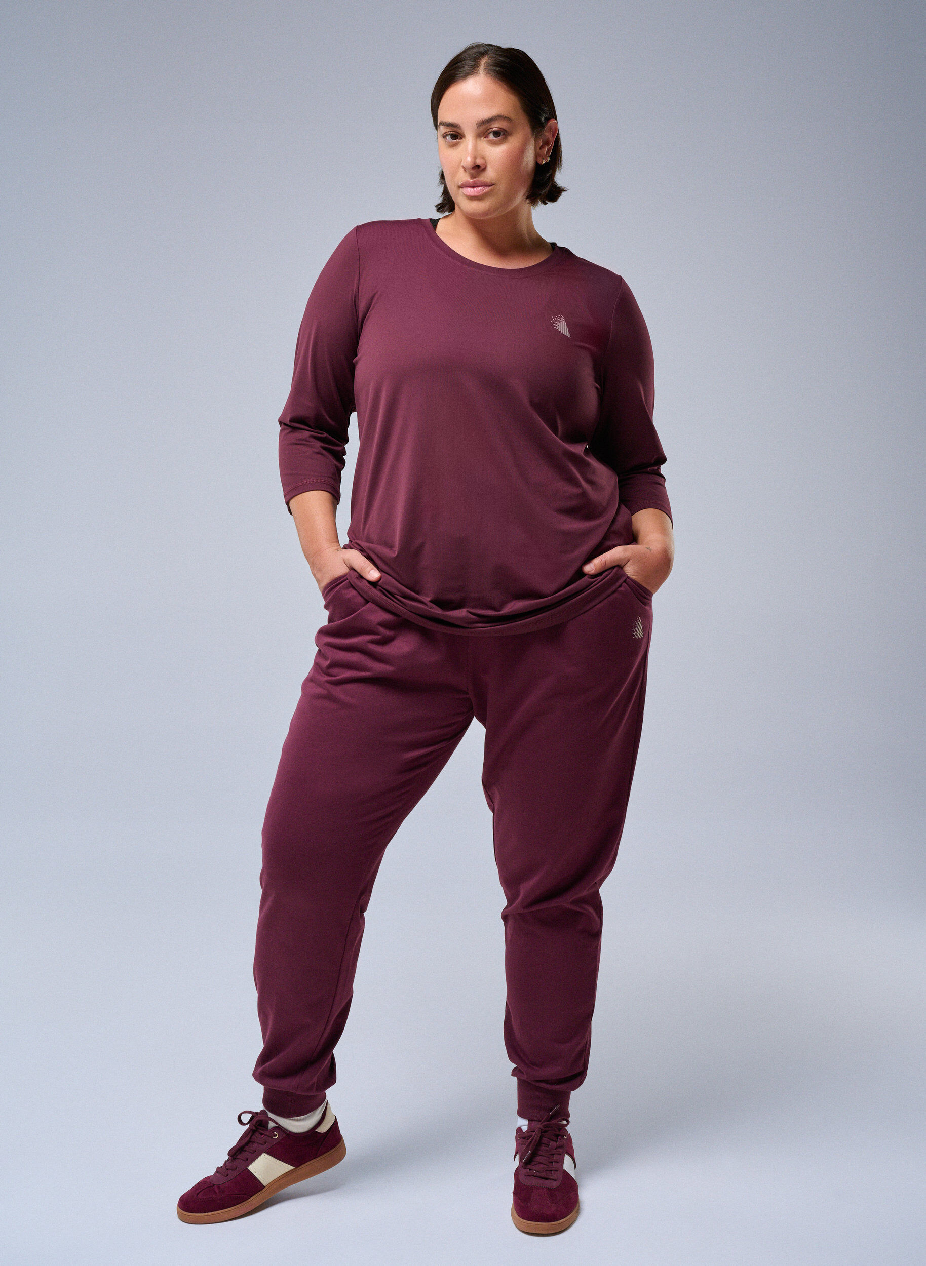ZizziPantalon de surv&ecirc;tement ample avec poches, Bordeaux, Image image number 0