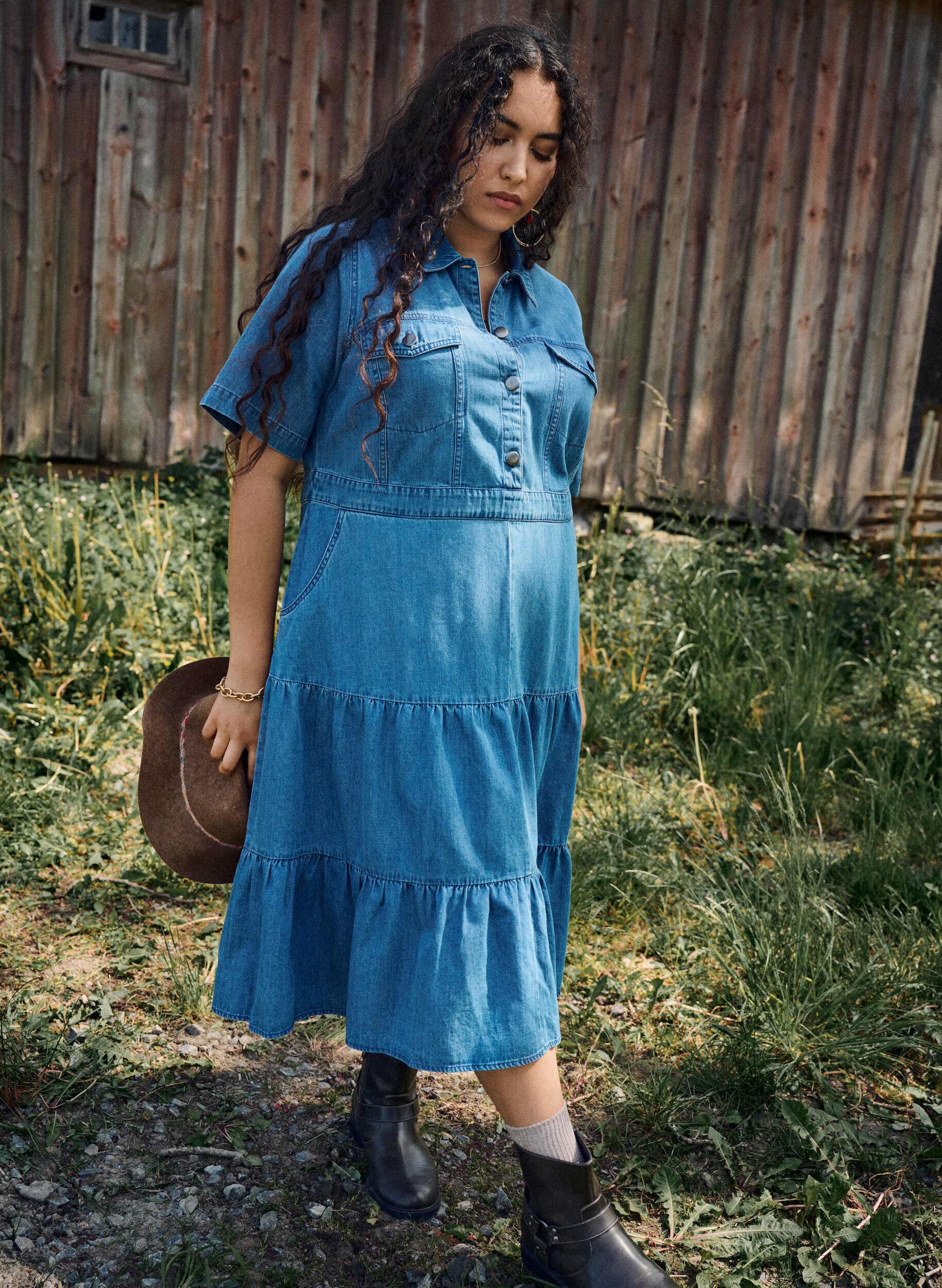 Zizzi Robe midi en jean avec boutons et manches courtes, Bleu, Image image number 0