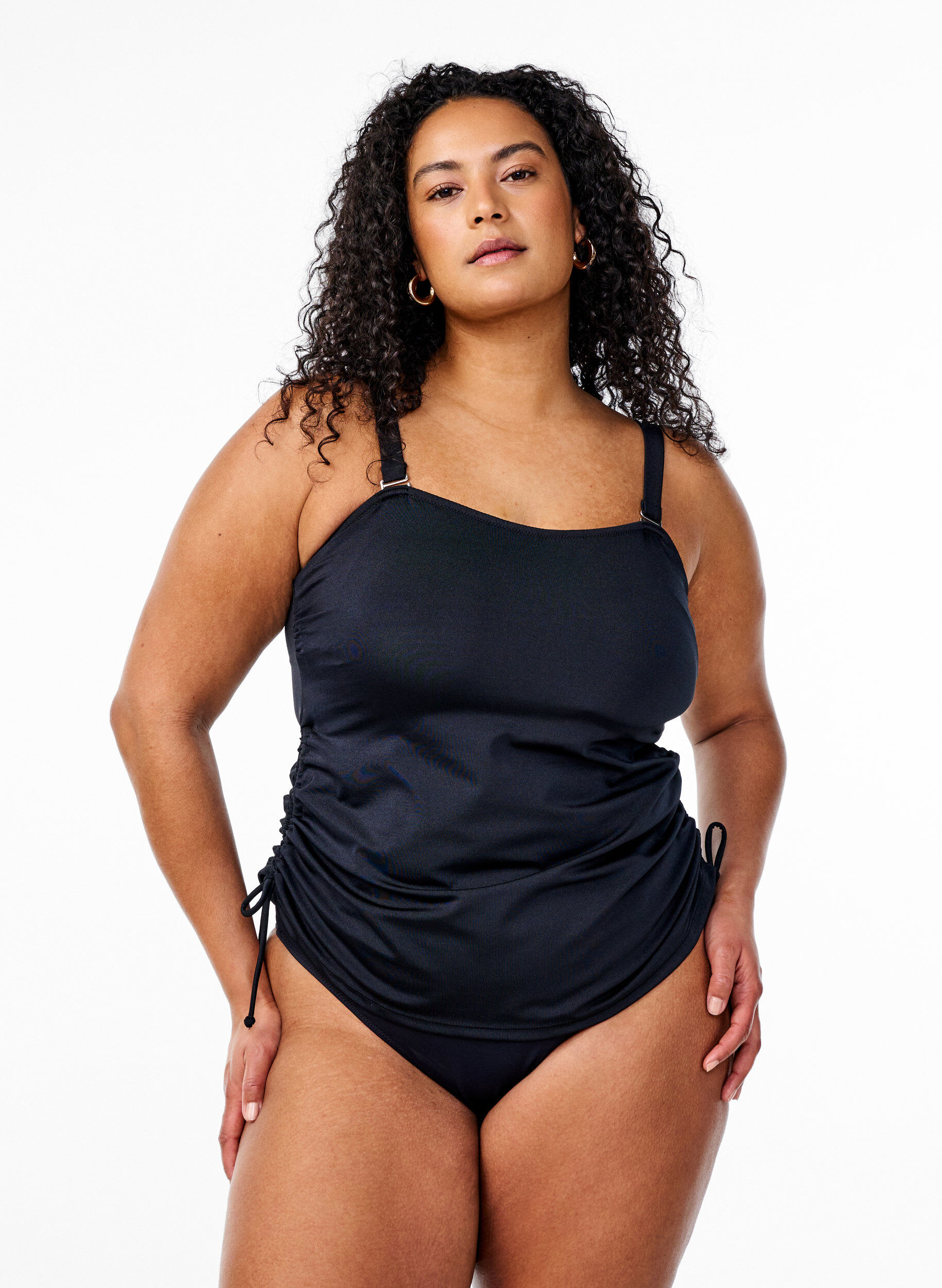 Tankini avec bonnets amovibles et liens coulissants sur les c&ocirc;t&eacute;s, Noir, Model