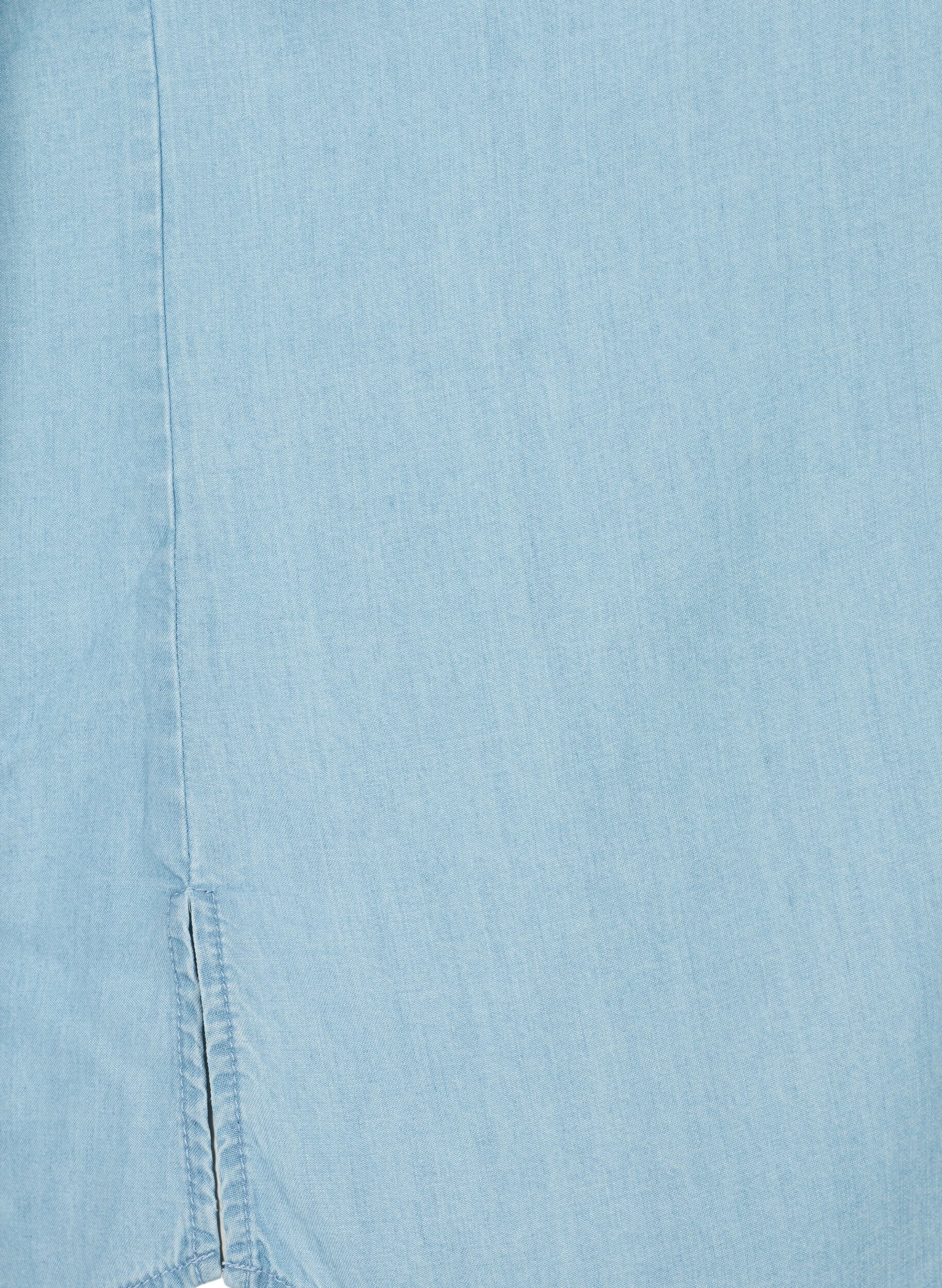 Zizzi Chemise &agrave; manches courtes en lyocell (TENCEL&trade;), Light blue denim, Packshot image number 3