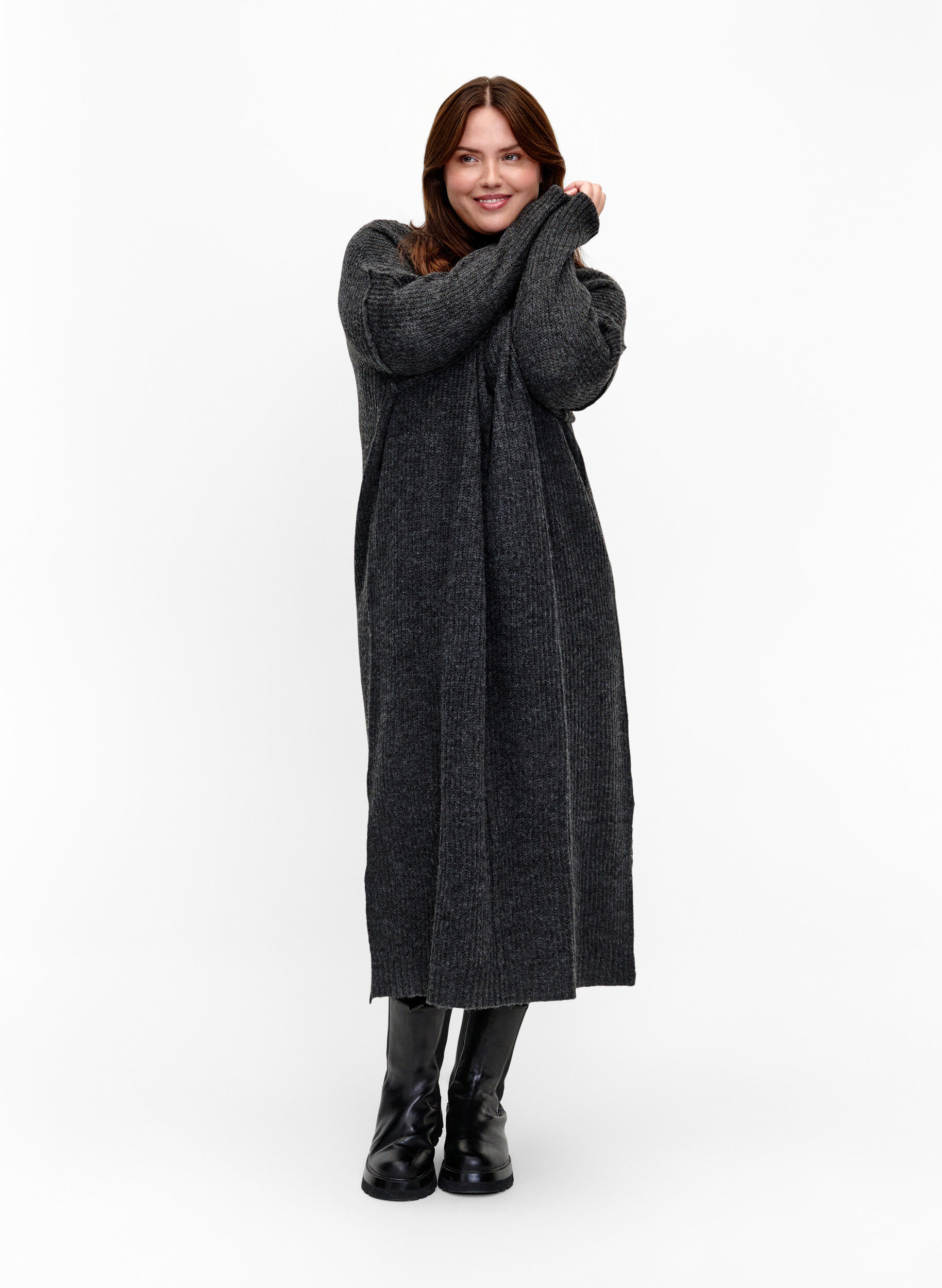 Robe longue oversize en tricot avec fente, Gris anthracite, Model