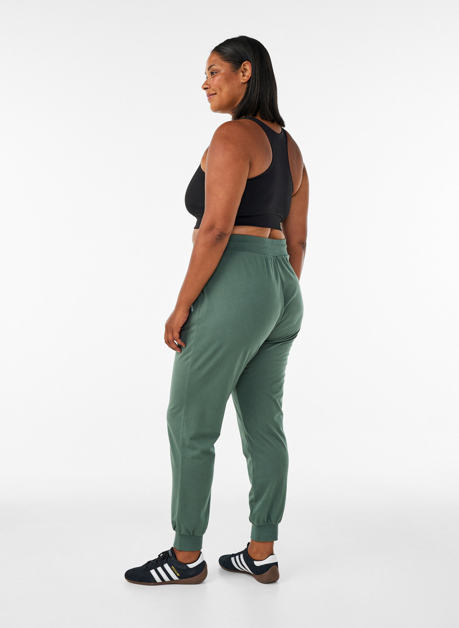 ZizziPantalon de sport ample avec des poches, Vert, Model image number 1