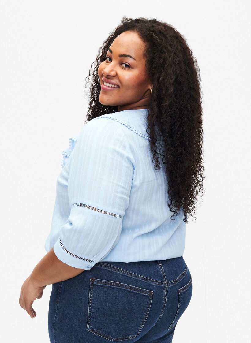 Chemisier à manches 3/4 et dentelle, Chambray Blue, Model image number 1