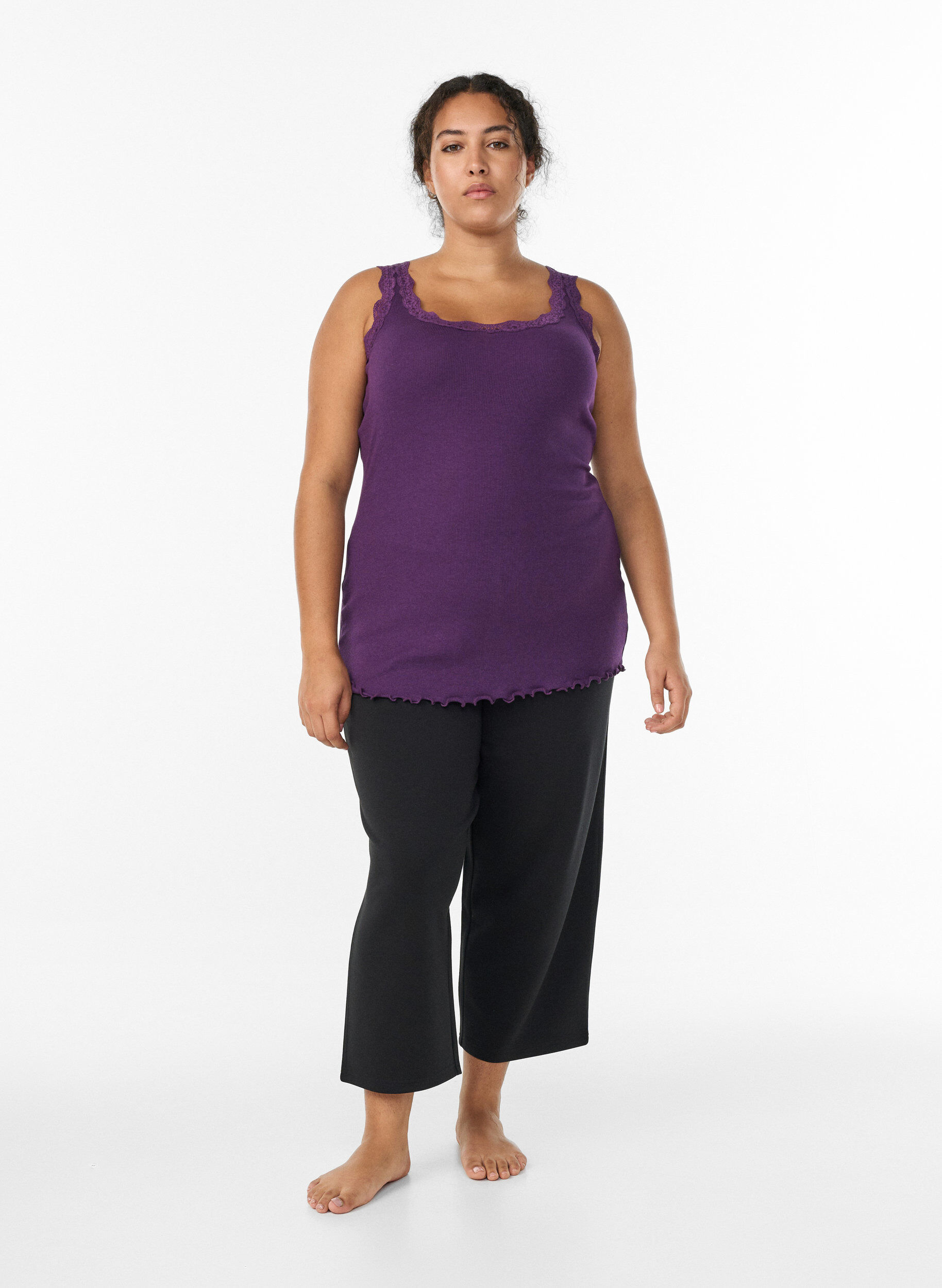 ZizziHaut avec bordure en dentelle, Violet, Model image number 1