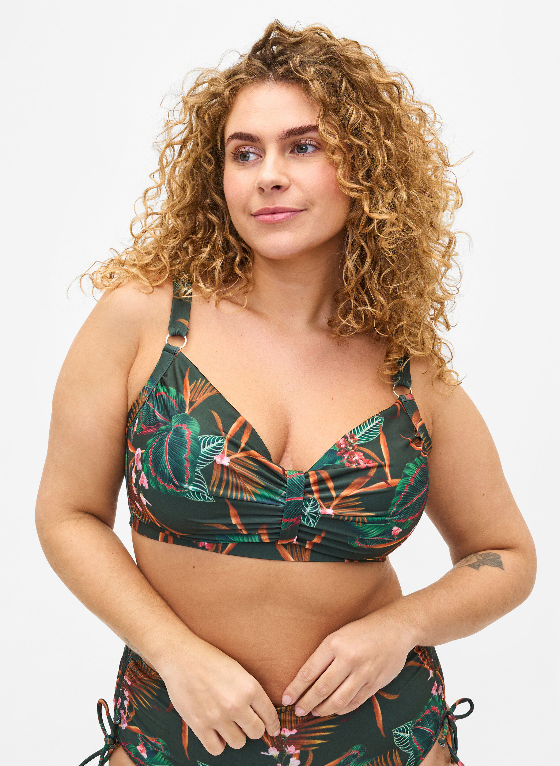 Zizzi Soutien-gorge de bikini imprim&eacute; &agrave; armatures, Vert Kaki, Model image number 0