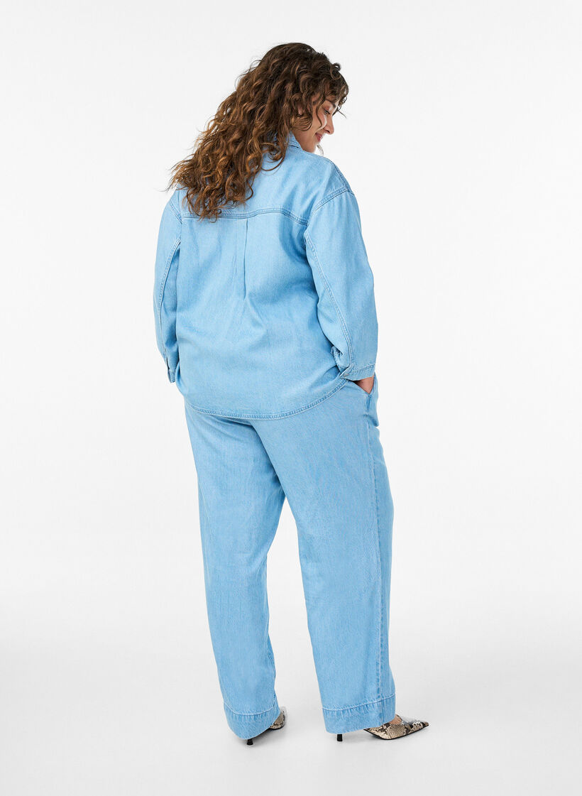 Jean large avec taille &eacute;lastiqu&eacute;e, Bleu Clair, Model image number 1