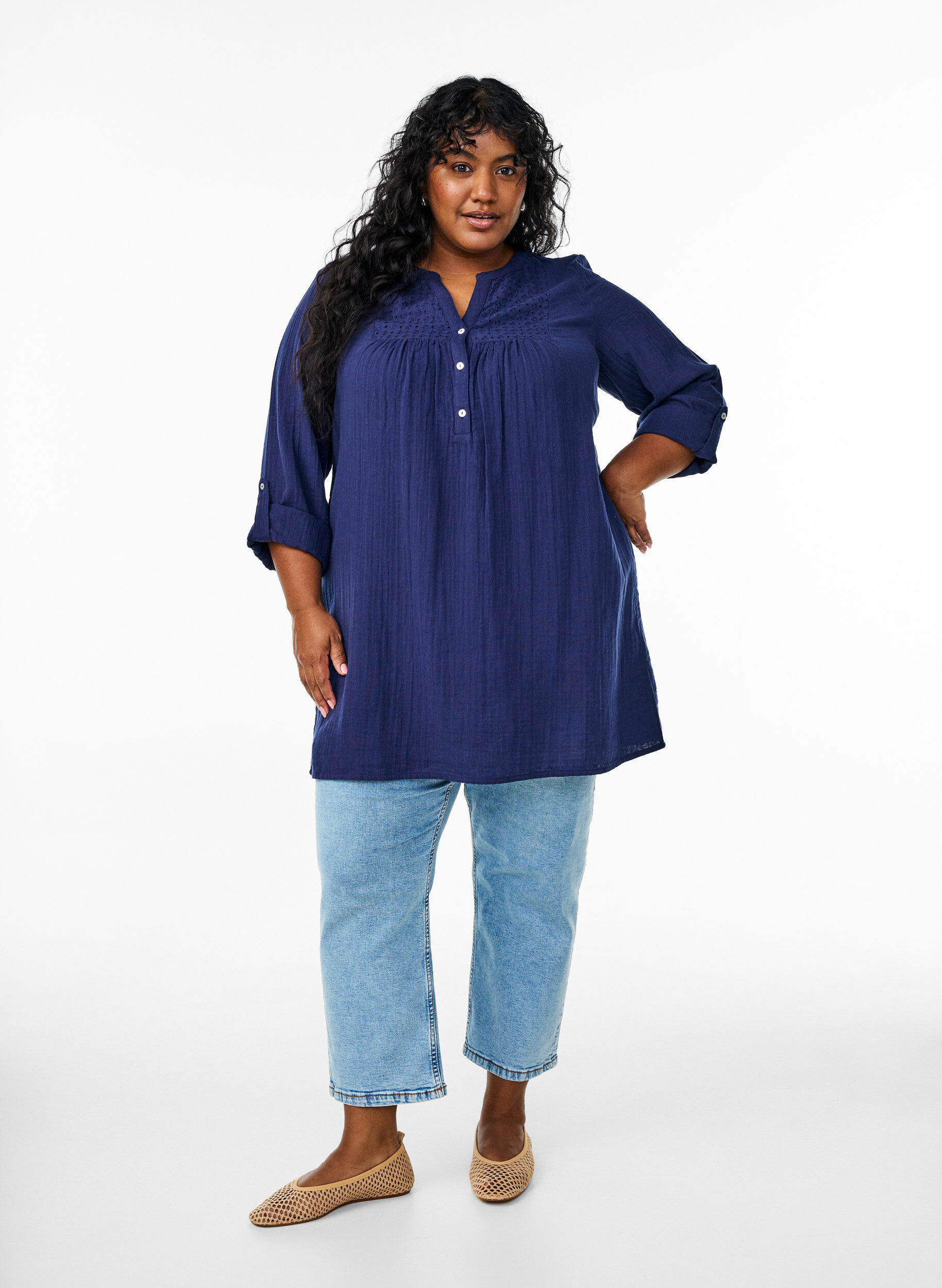 ZizziTunique en mousseline de coton avec broderie anglaise, Bleu, Model image number 1
