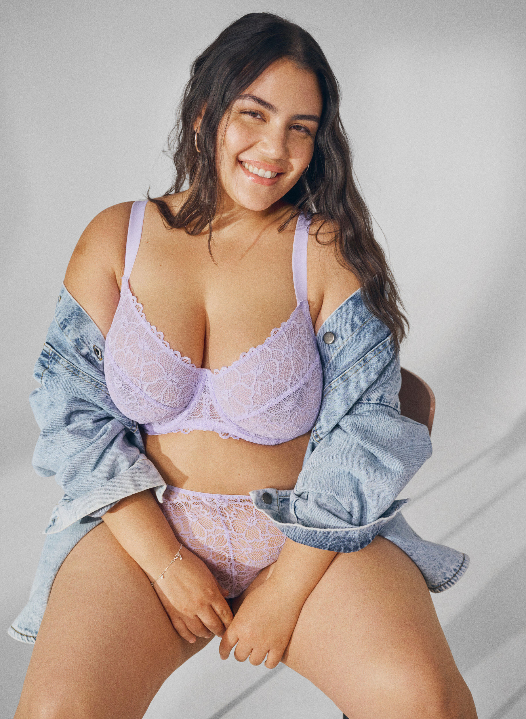 Zizzi Soutien-gorge en dentelle avec armatures, Mauve, Image image number 0