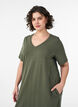 Robe T-shirt midi avec col en V, Vert, Model image number 2