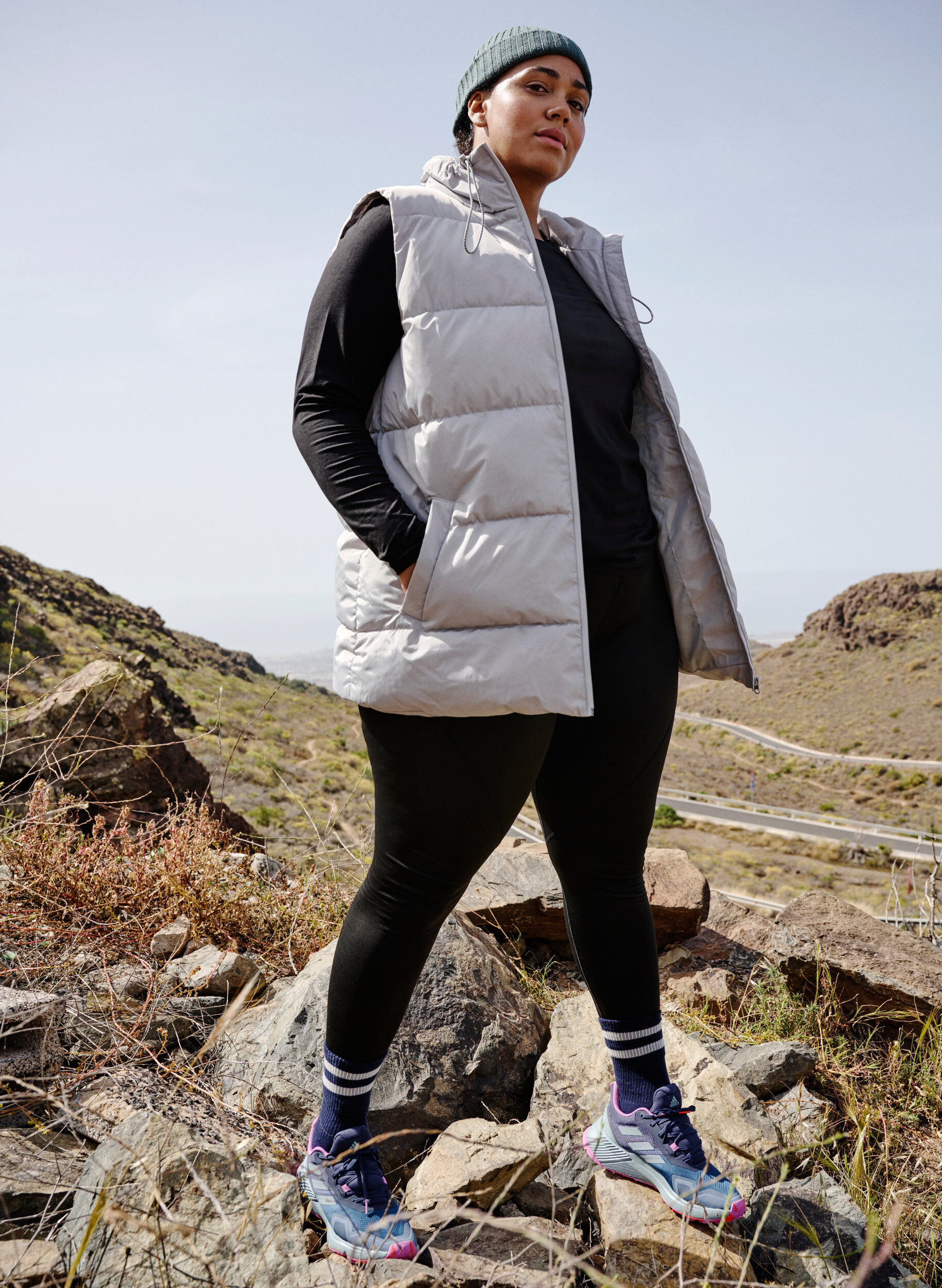 Zizzi Gilet de sport avec col montant et poches, Pearl Blue, Image image number 0