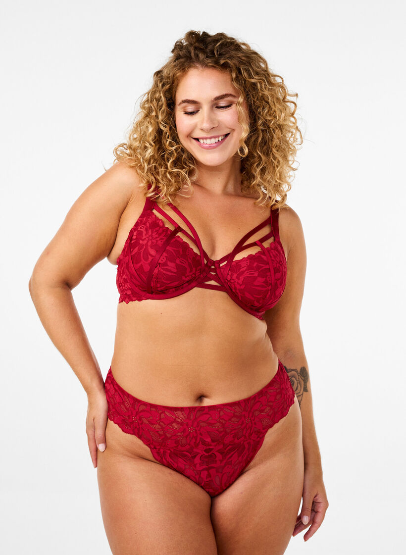 String en dentelle à taille régulière, Rouge, Model image number 0