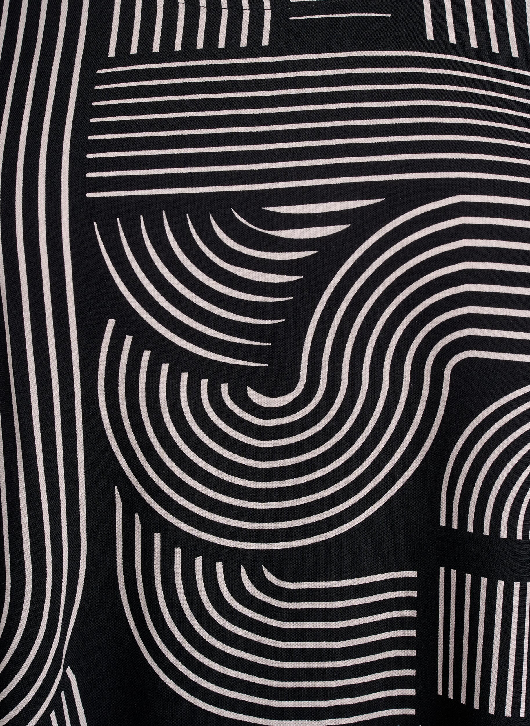 Zizzi Chemisier &agrave; manches courtes en viscose avec imprim&eacute;, Noir, Packshot image number 2