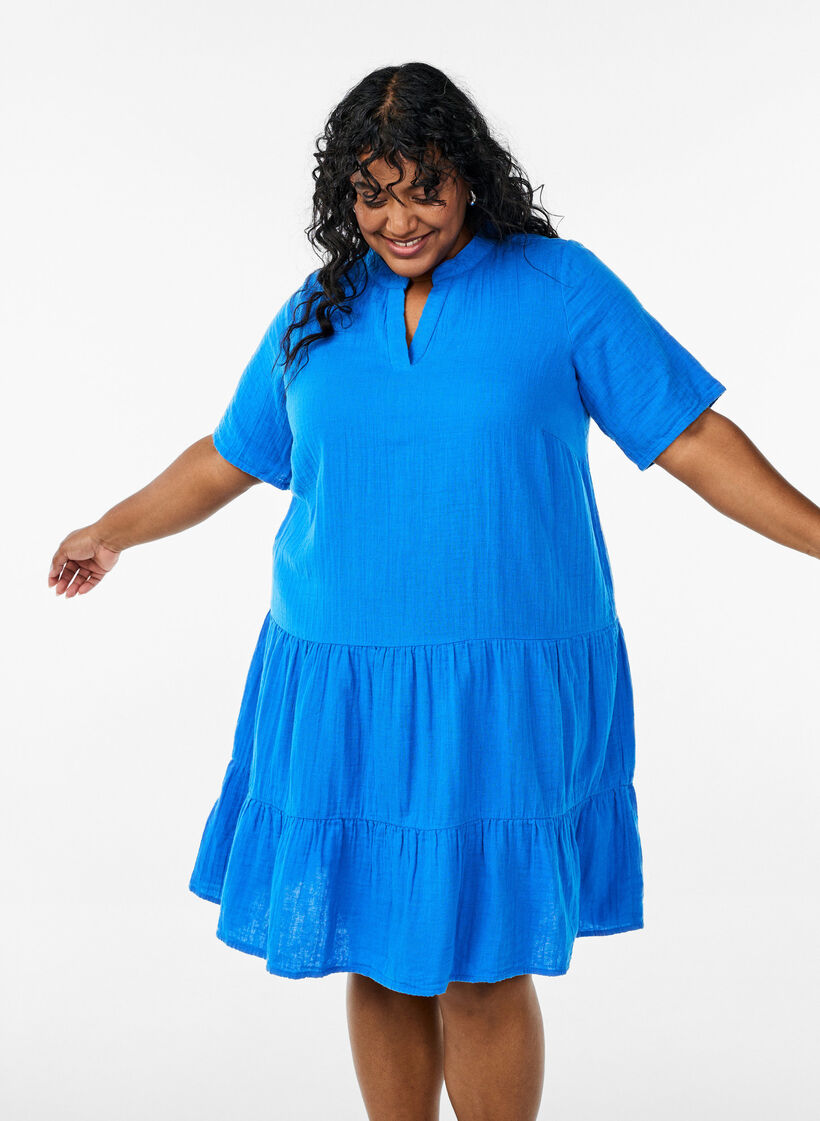 Robe courte &eacute;vas&eacute;e en mousseline de coton, Bleu, Model image number 3