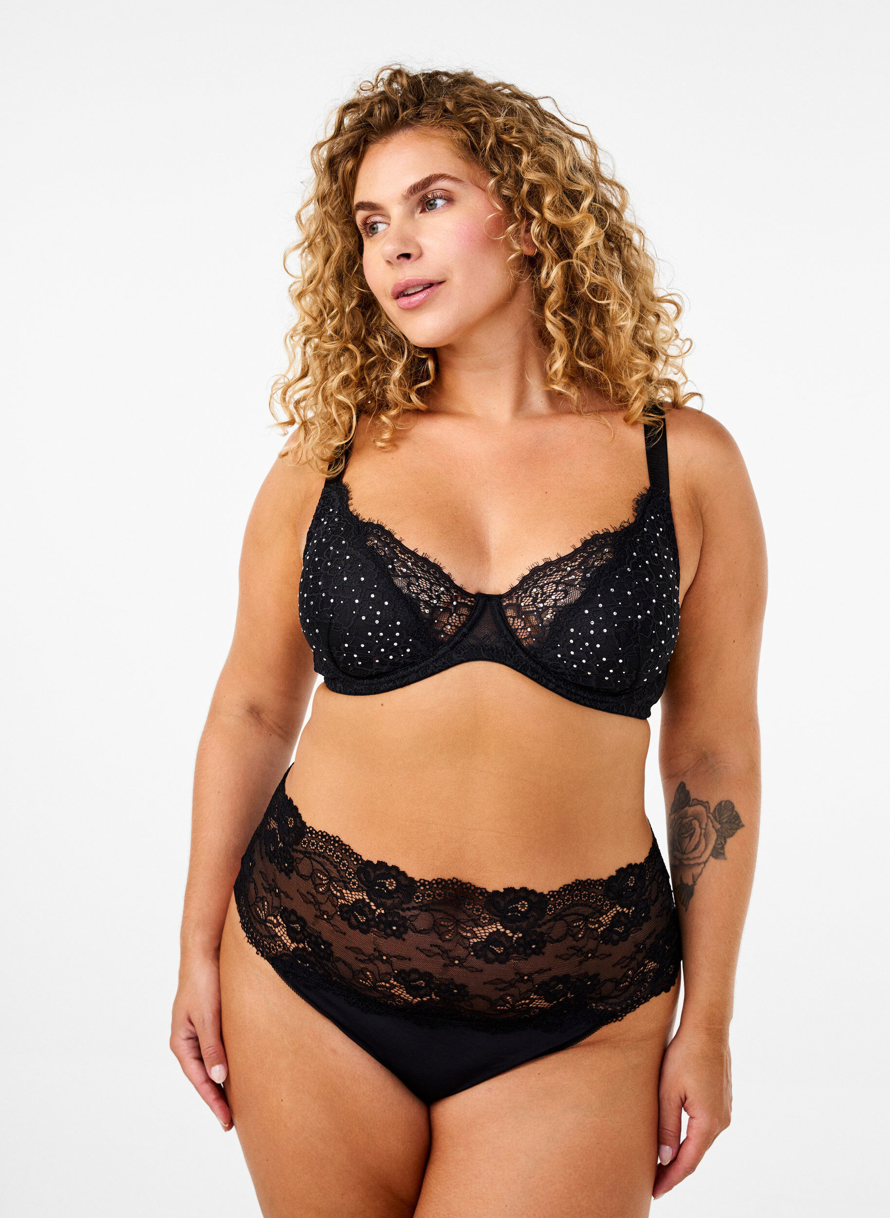 Zizzi Soutien-gorge couvrant avec strass, Black, Model image number 3