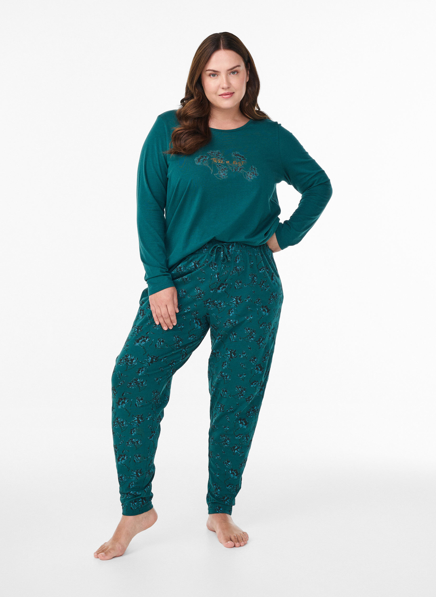 Zizzi Haut de nuit en coton avec imprim&eacute; sur le devant, Turquoise, Model image number 1