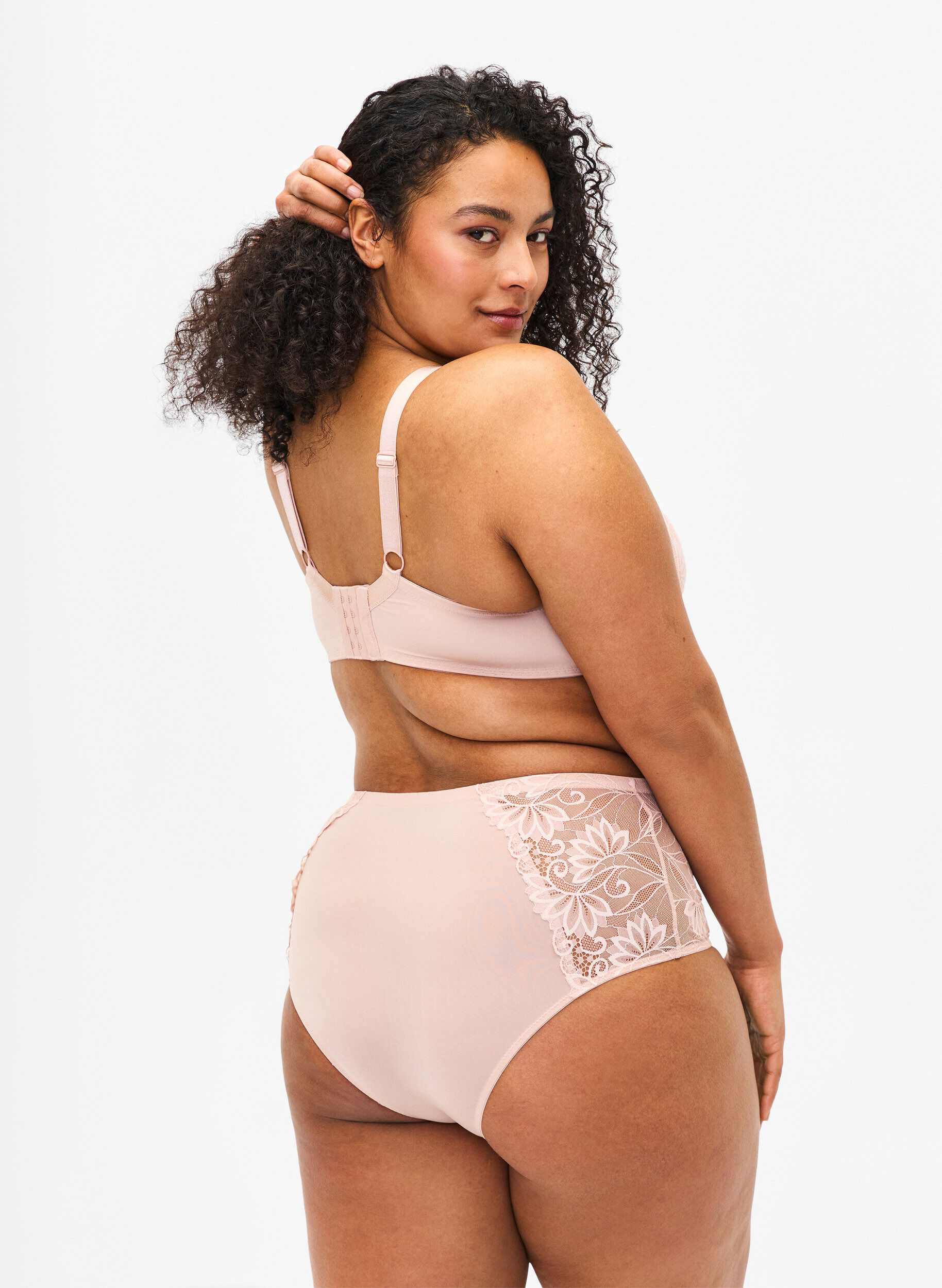 Zizzi Soutien-gorge en dentelle avec armatures et rembourrage, Pink Tint, Model image number 1