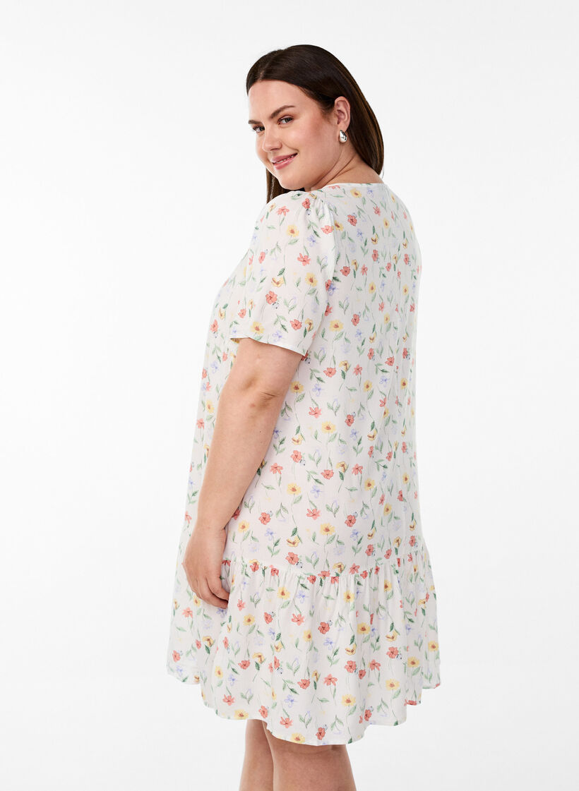 Robe en viscose avec d&eacute;coupe, Blanc, Model image number 2