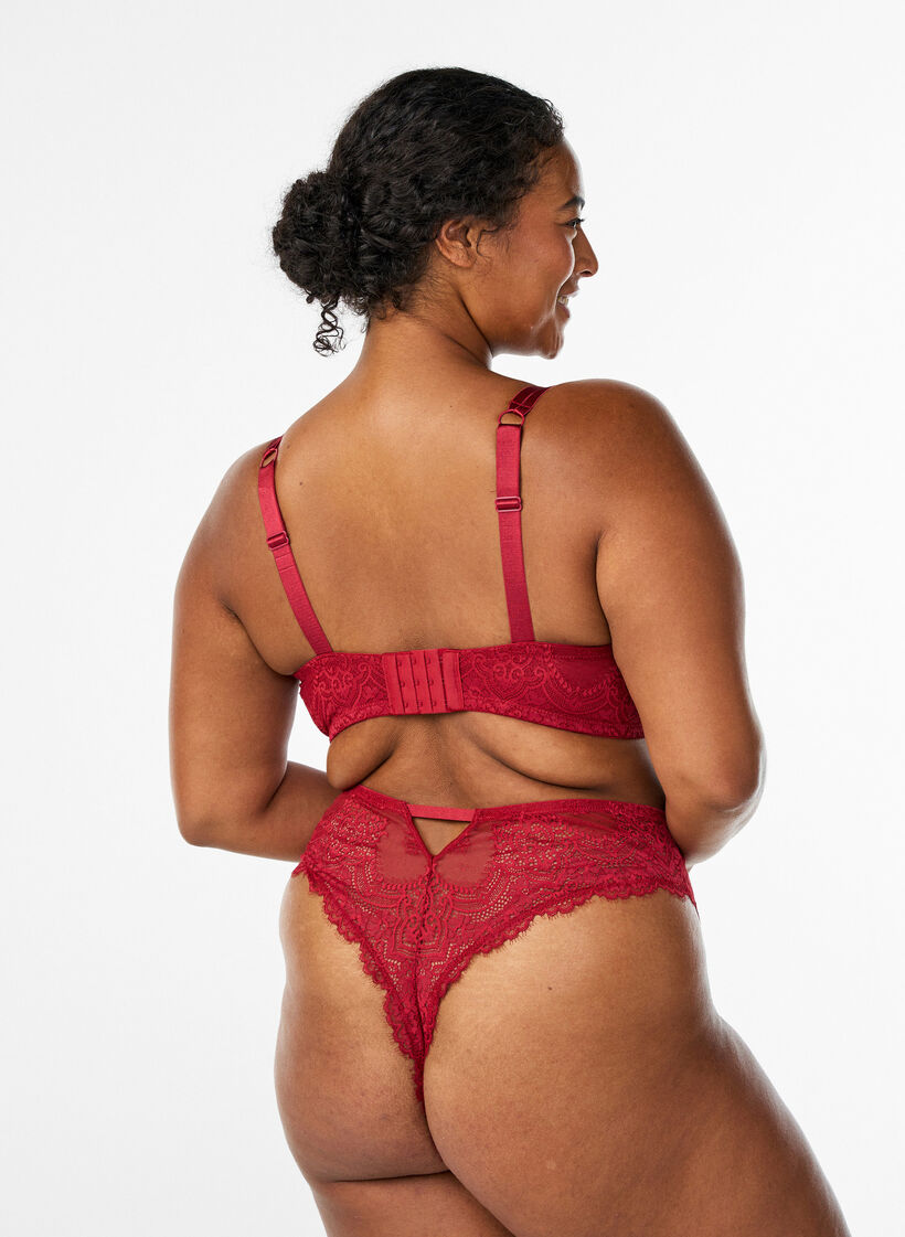 Soutien-gorge emboîtant en dentelle avec détails de lanières, Rouge, Model image number 2