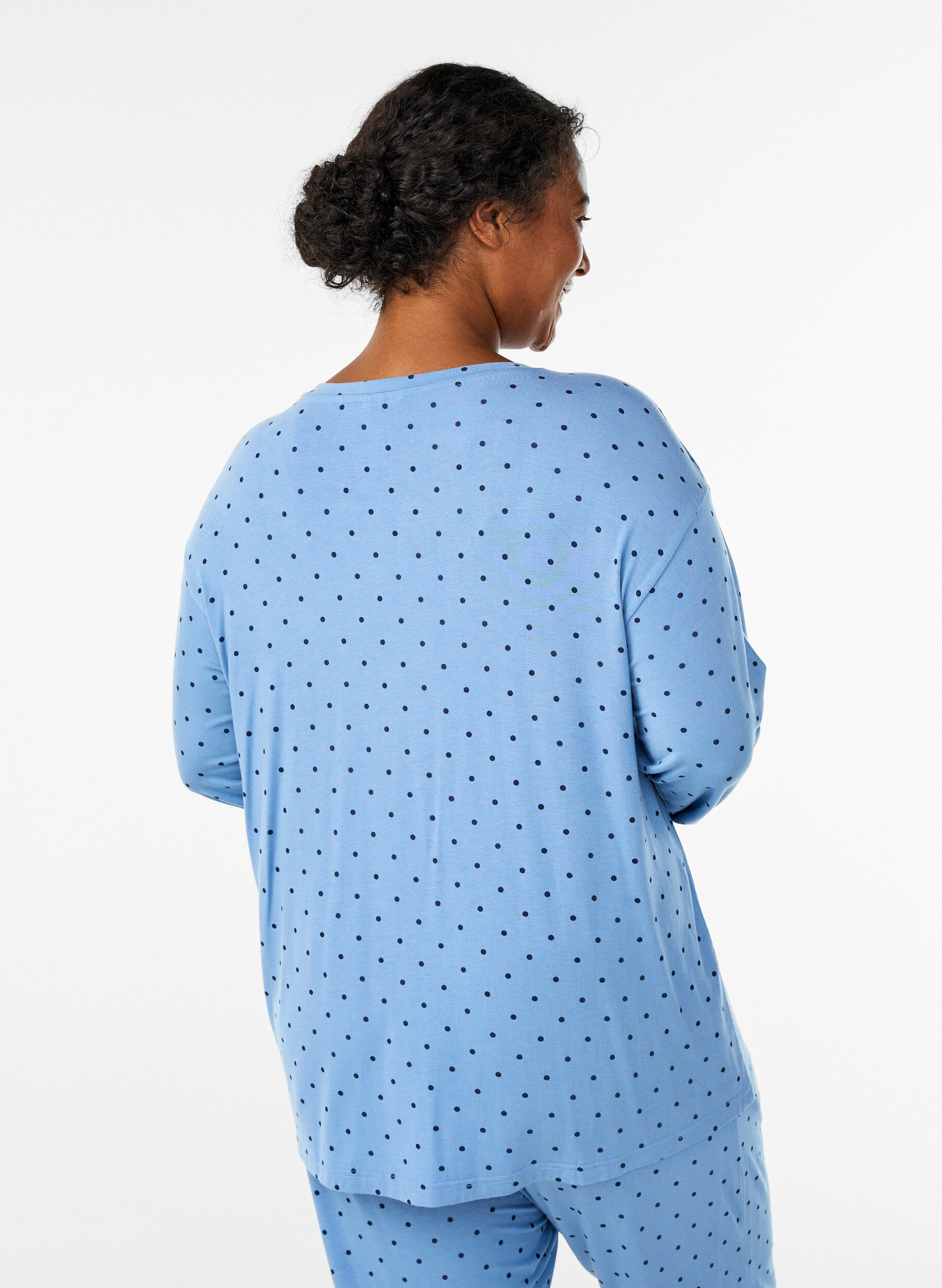 Zizzi Blouse de nuit en modal avec manches longues, Bleu, Model image number 2