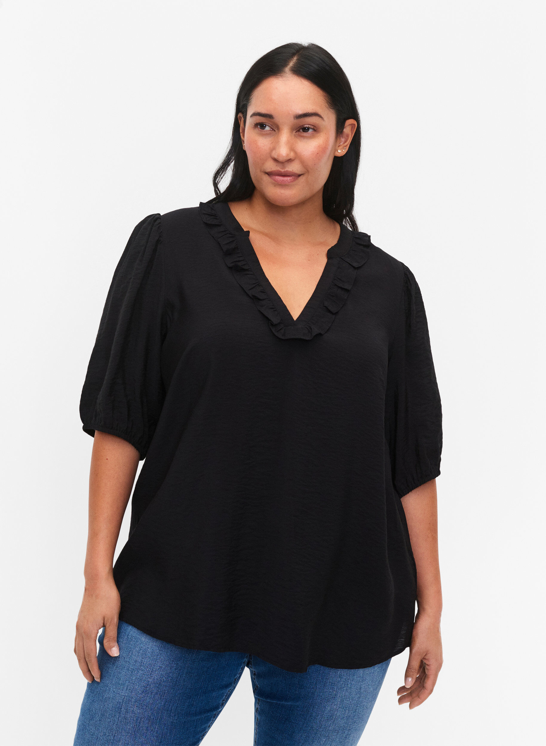Zizzi Blouse en viscose &agrave; manches bouffantes et volants, Black, Model image number 0