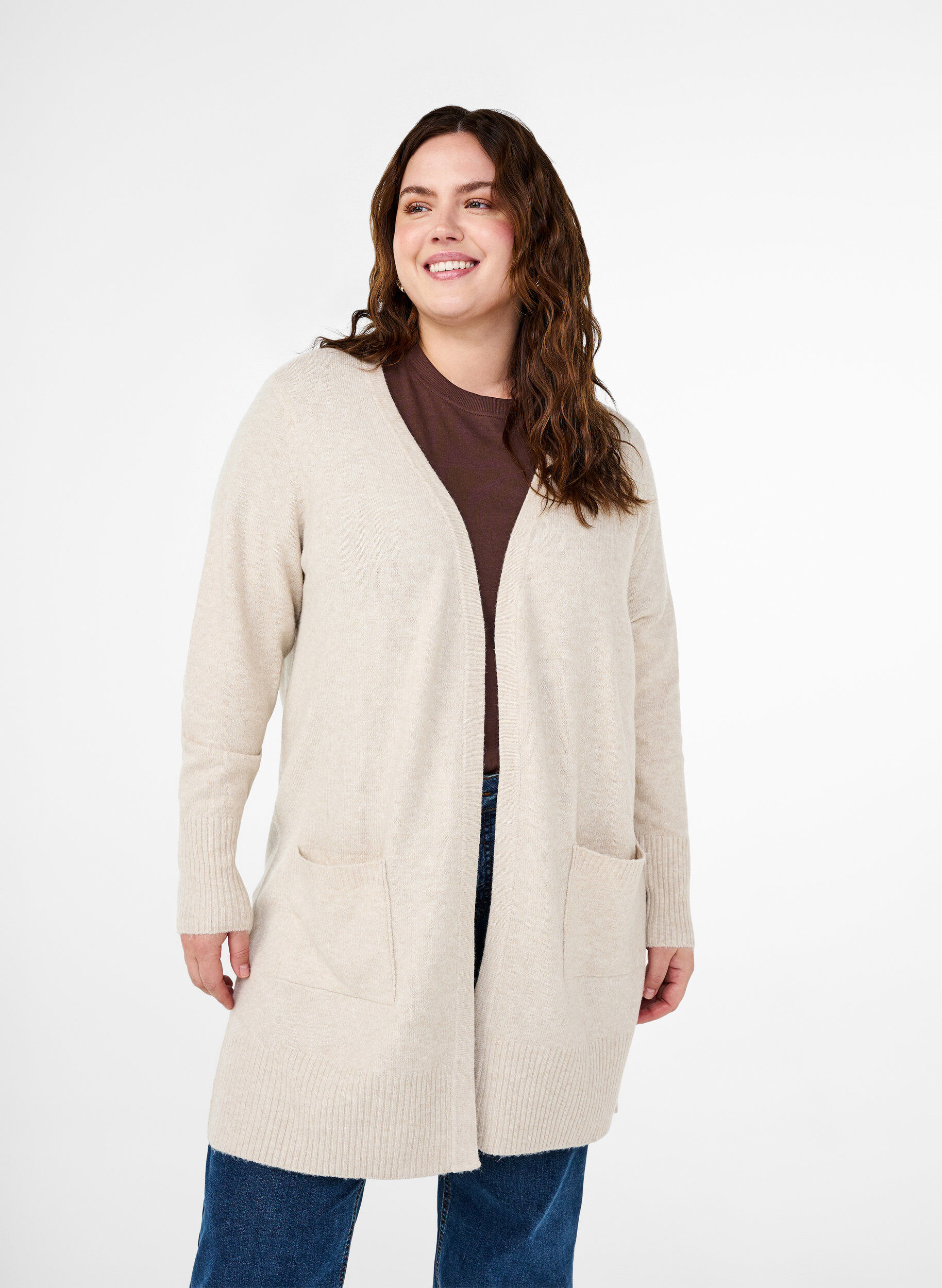 Zizzi Cardigan en tricot c&ocirc;tel&eacute; avec poches, Beige, Model image number 0
