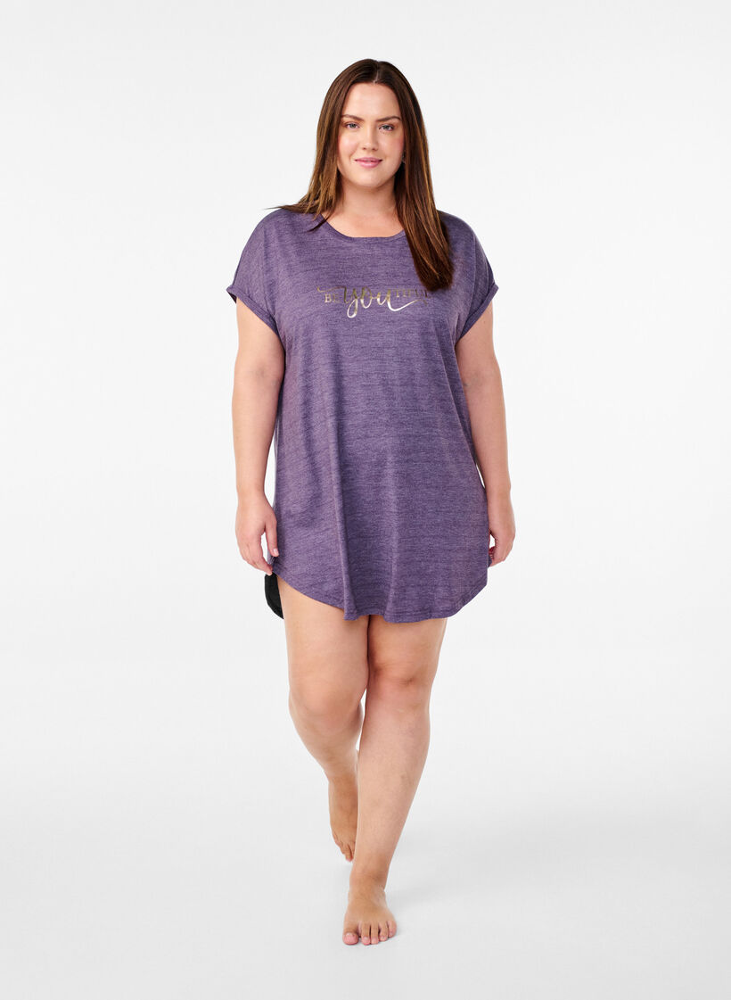 Chemise de nuit &agrave; manches courtes avec imprim&eacute; de texte, , Model image number 1