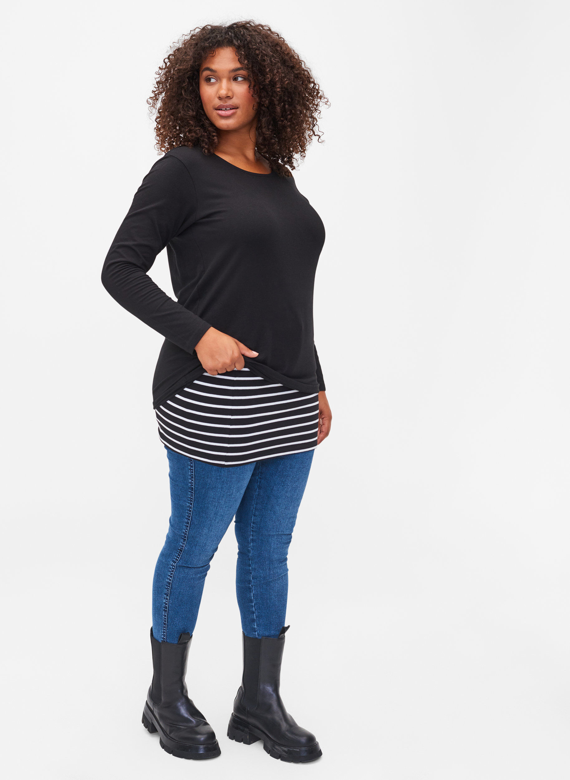 Zizzi Extension de tops 2-pack, Black/Black Stripe, Model image number 4