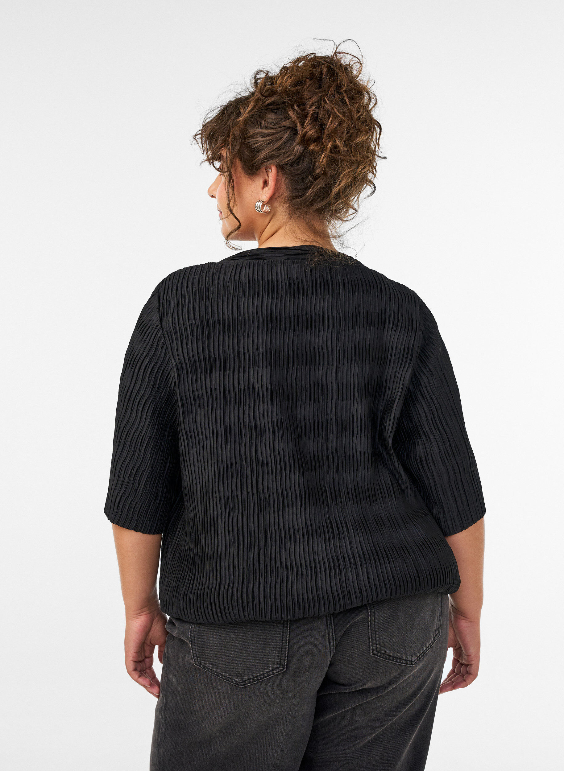 ZizziBlouse avec texture ondul&eacute;e et coupe ballon, Noir, Model image number 2